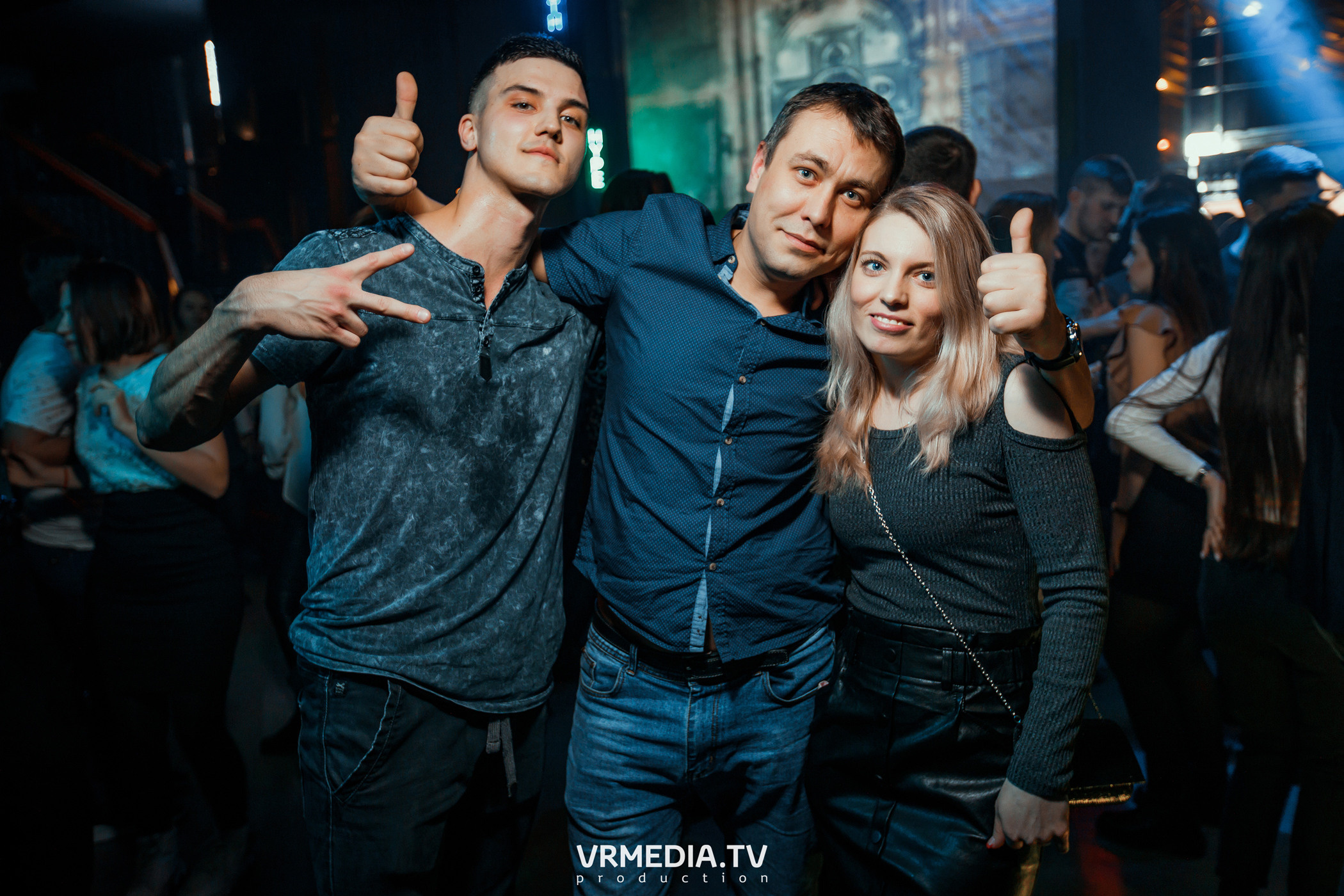 Выходные в баре «DOSKI»