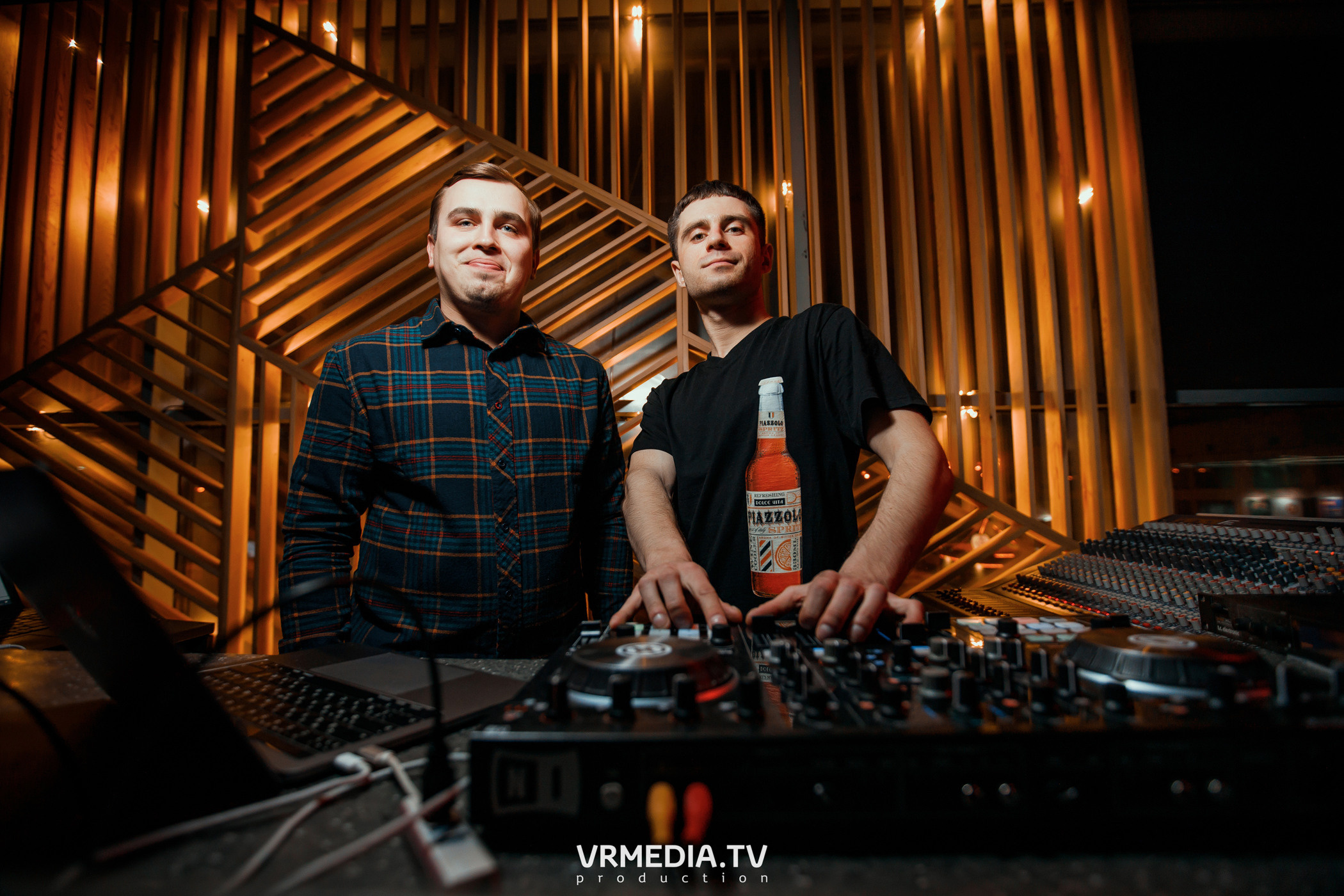 Выходные в баре «DOSKI»