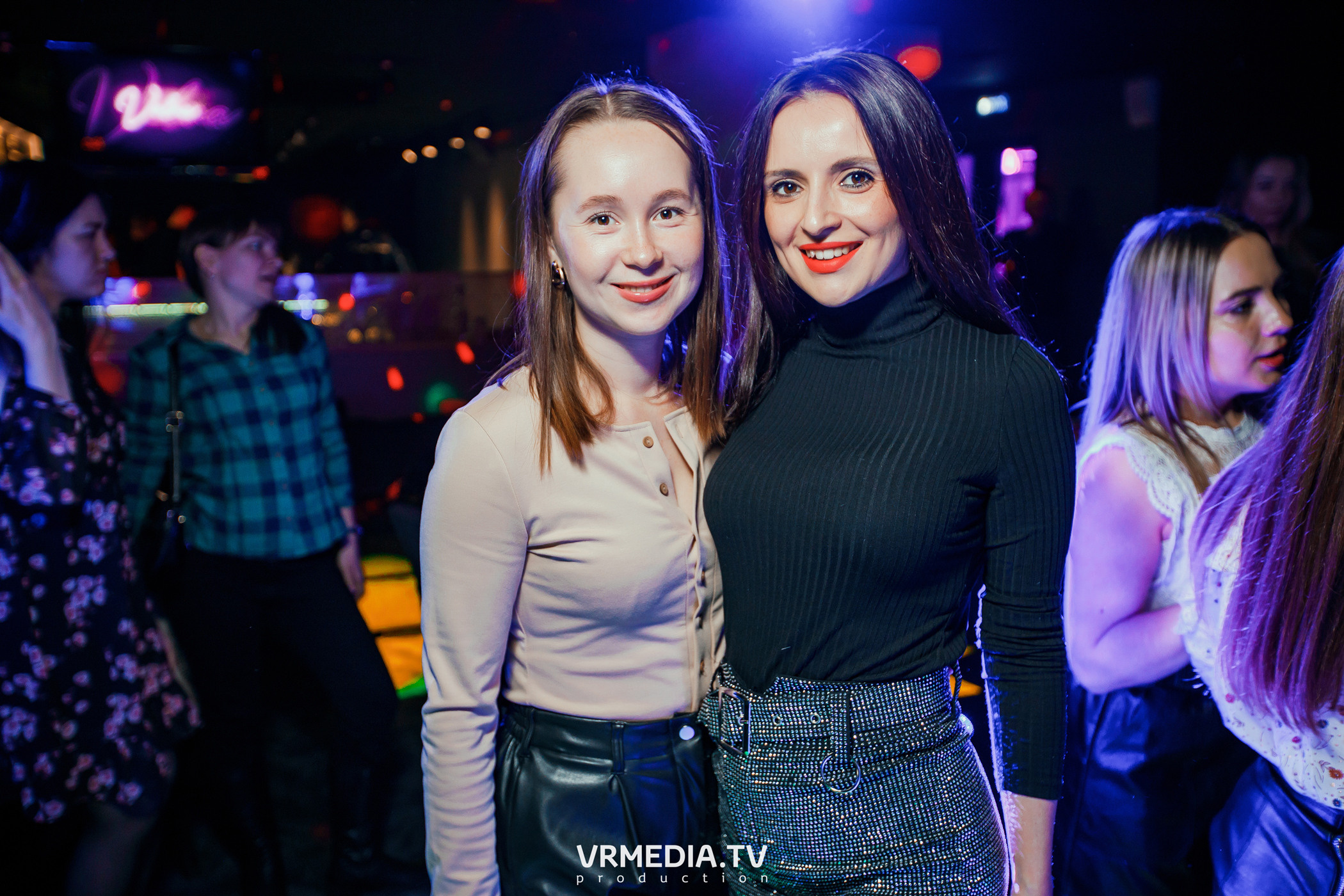 Men's Weekend в караоке «Volna»