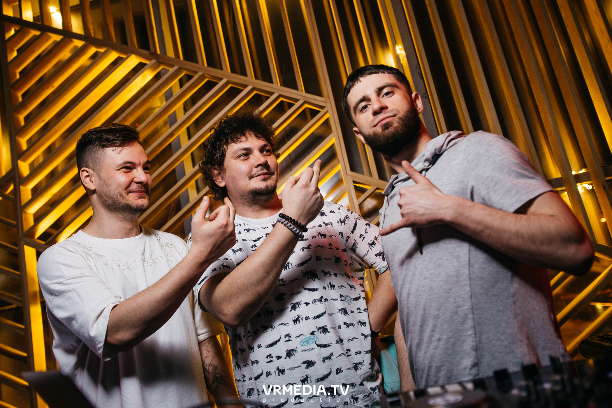 Выходные в баре «DOSKI»