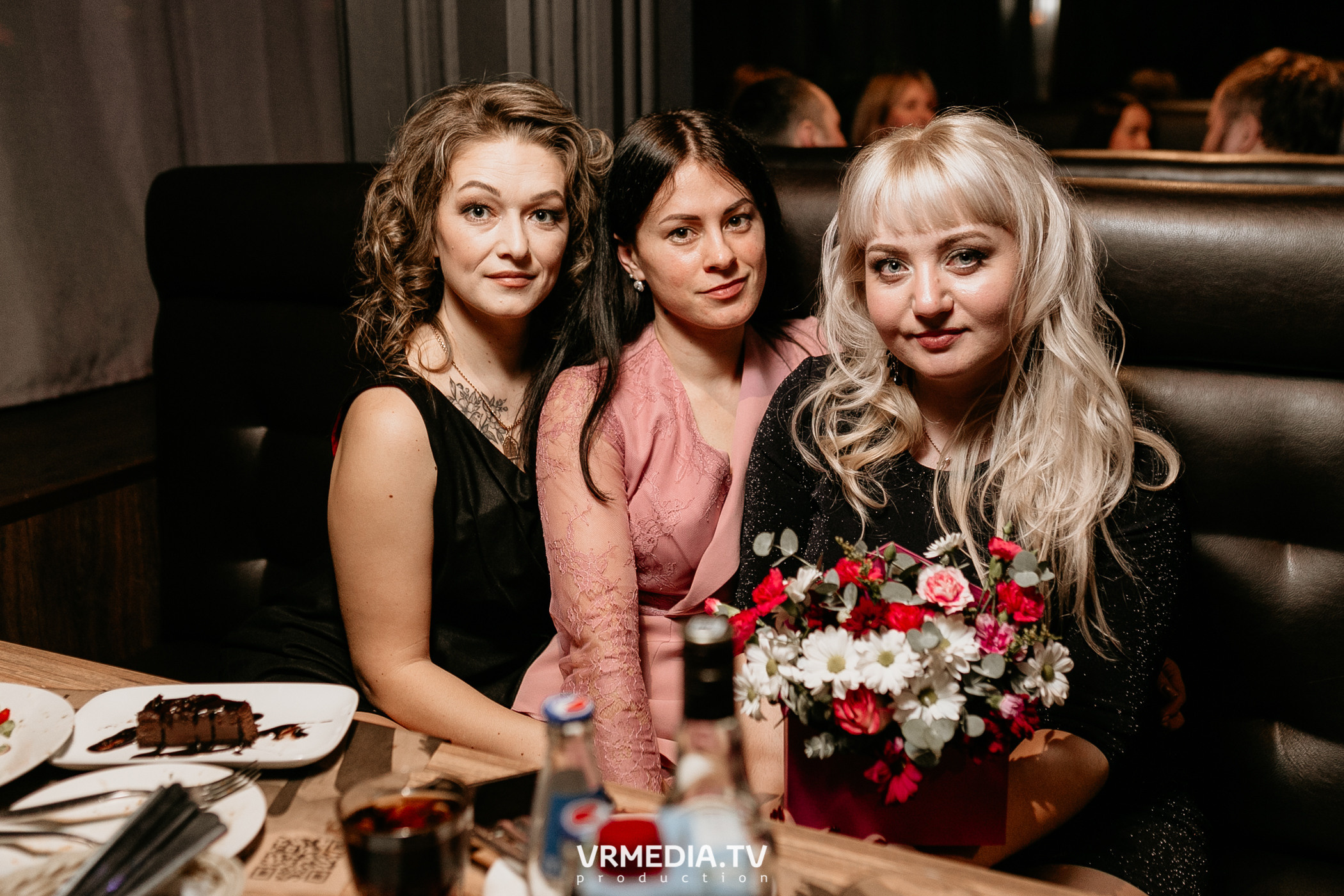 Выходные в баре «DOSKI»