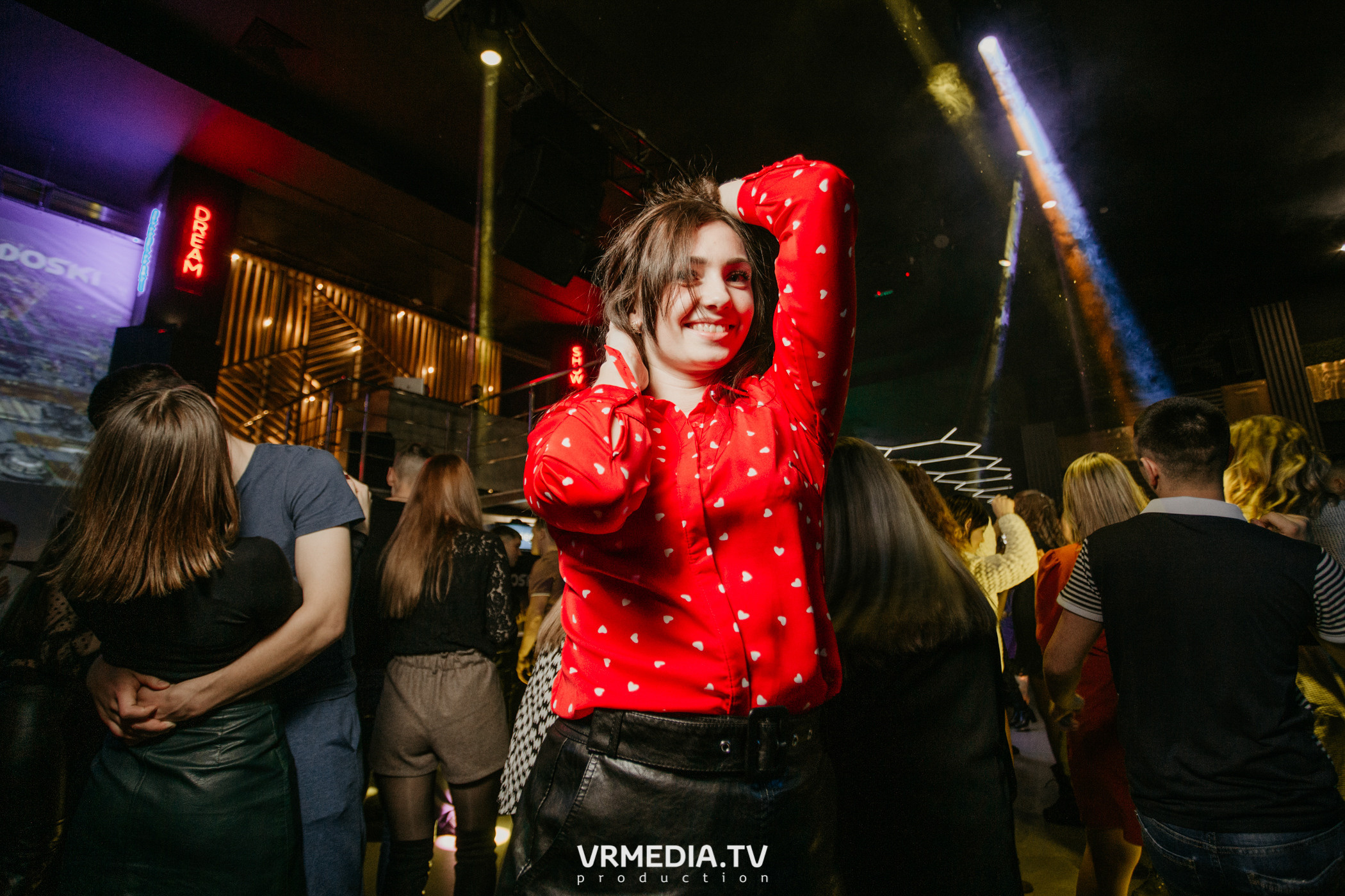 Выходные в баре «DOSKI»