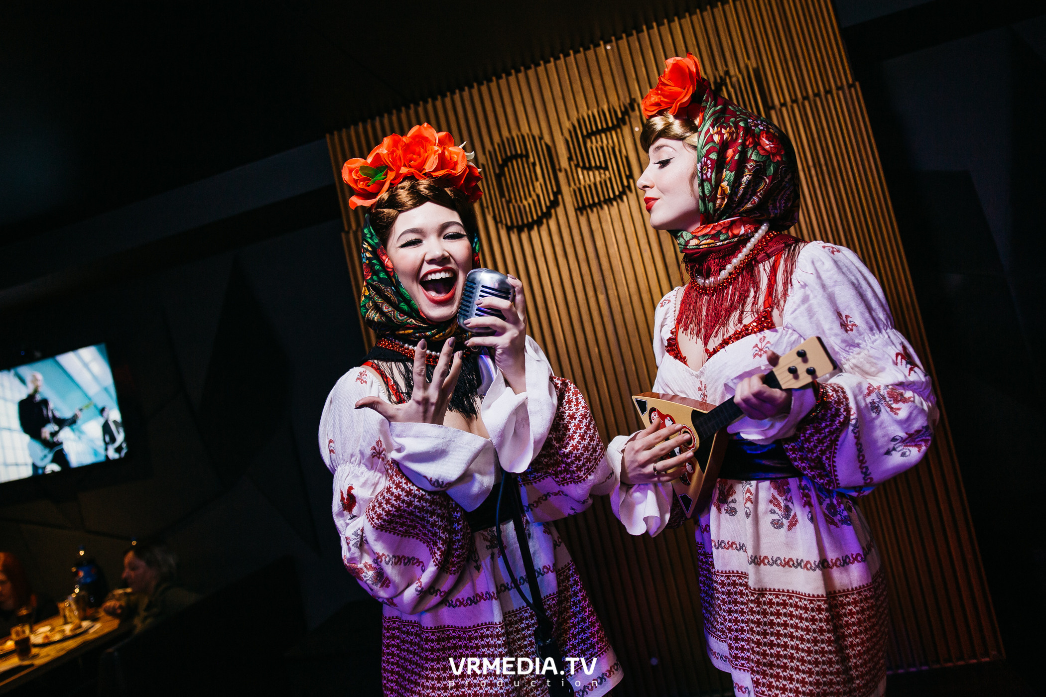 Выходные в баре «DOSKI»