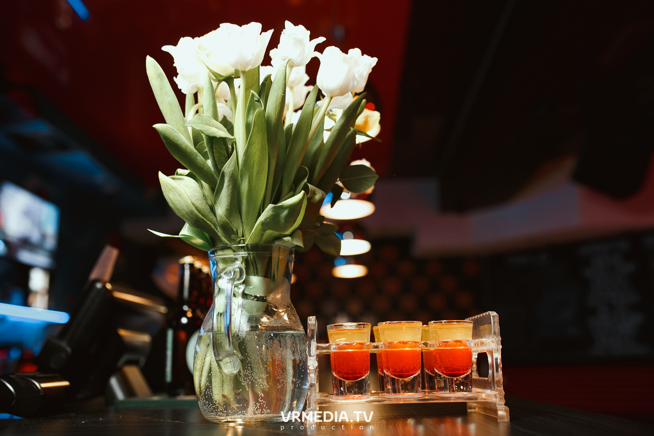 Международный женский день в караоке-баре «Четыре стихии»