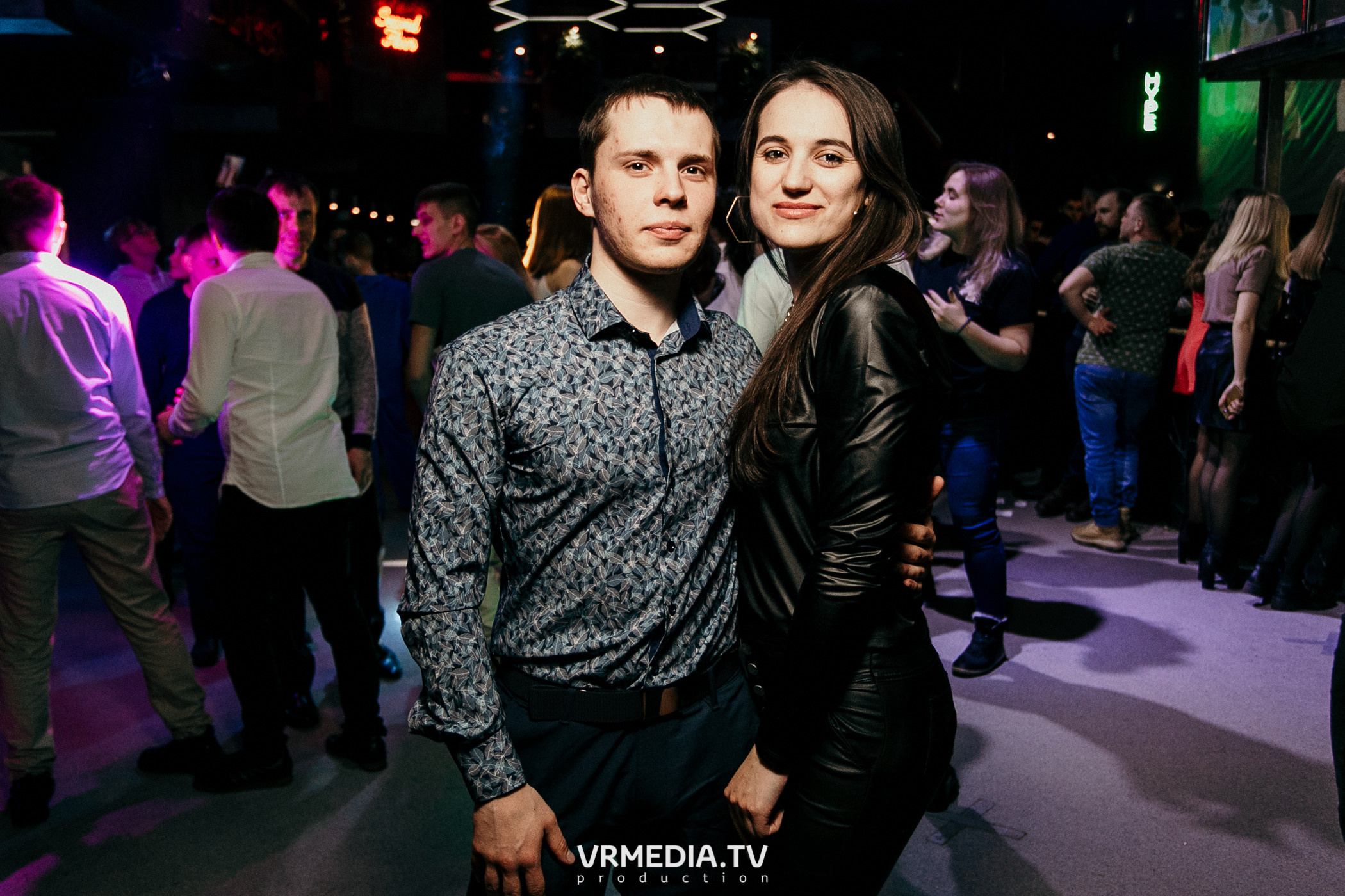 Выходные в баре «DOSKI»