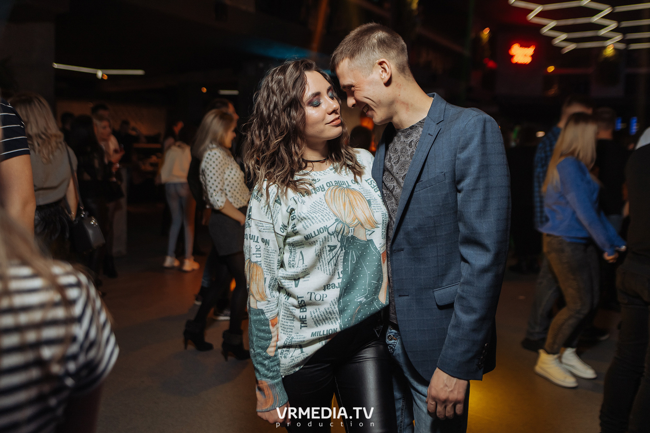 Выходные в баре «DOSKI»