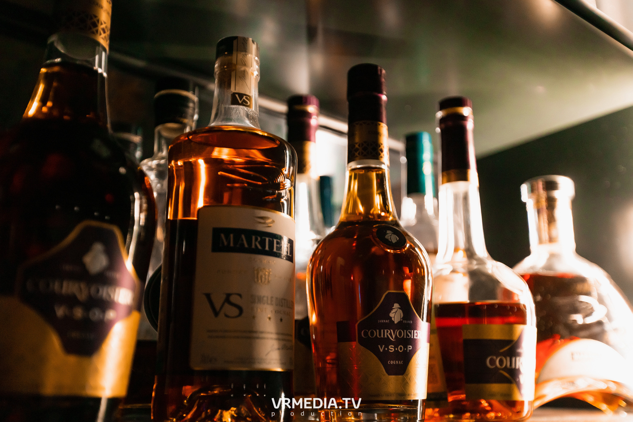 Выходные в караоке «Volna»