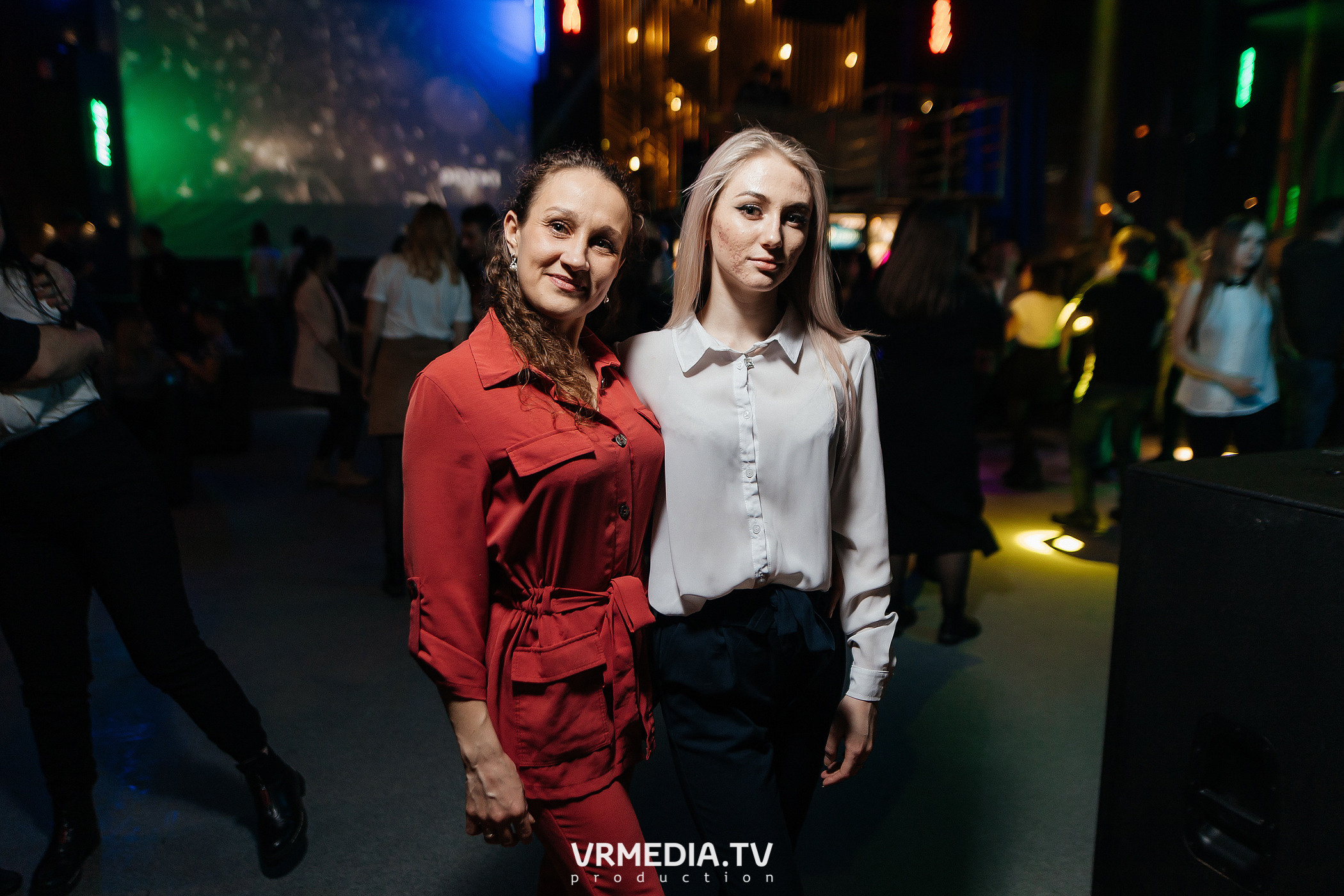 Выходные в баре «DOSKI»