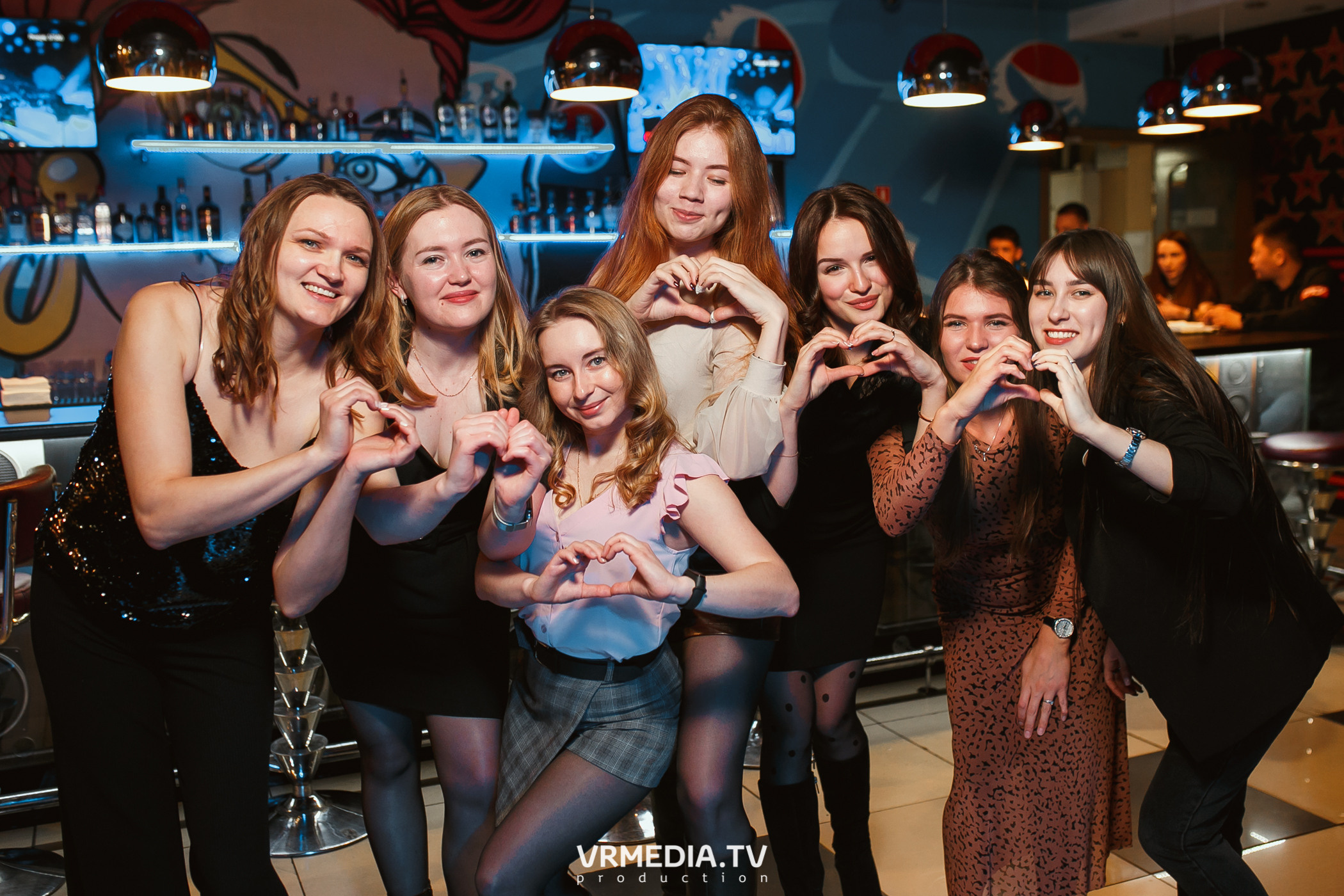 Международный женский день в караоке-баре «Четыре стихии»