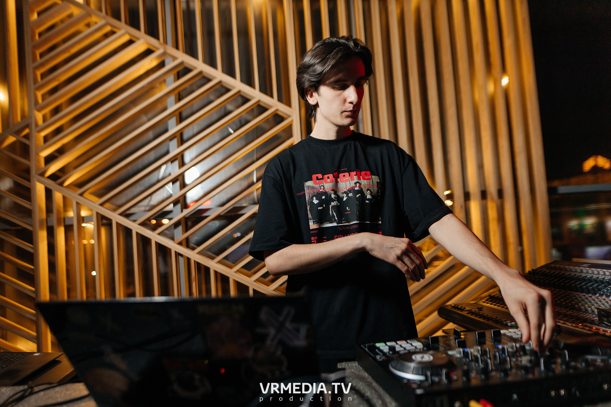 Выходные в баре «DOSKI»