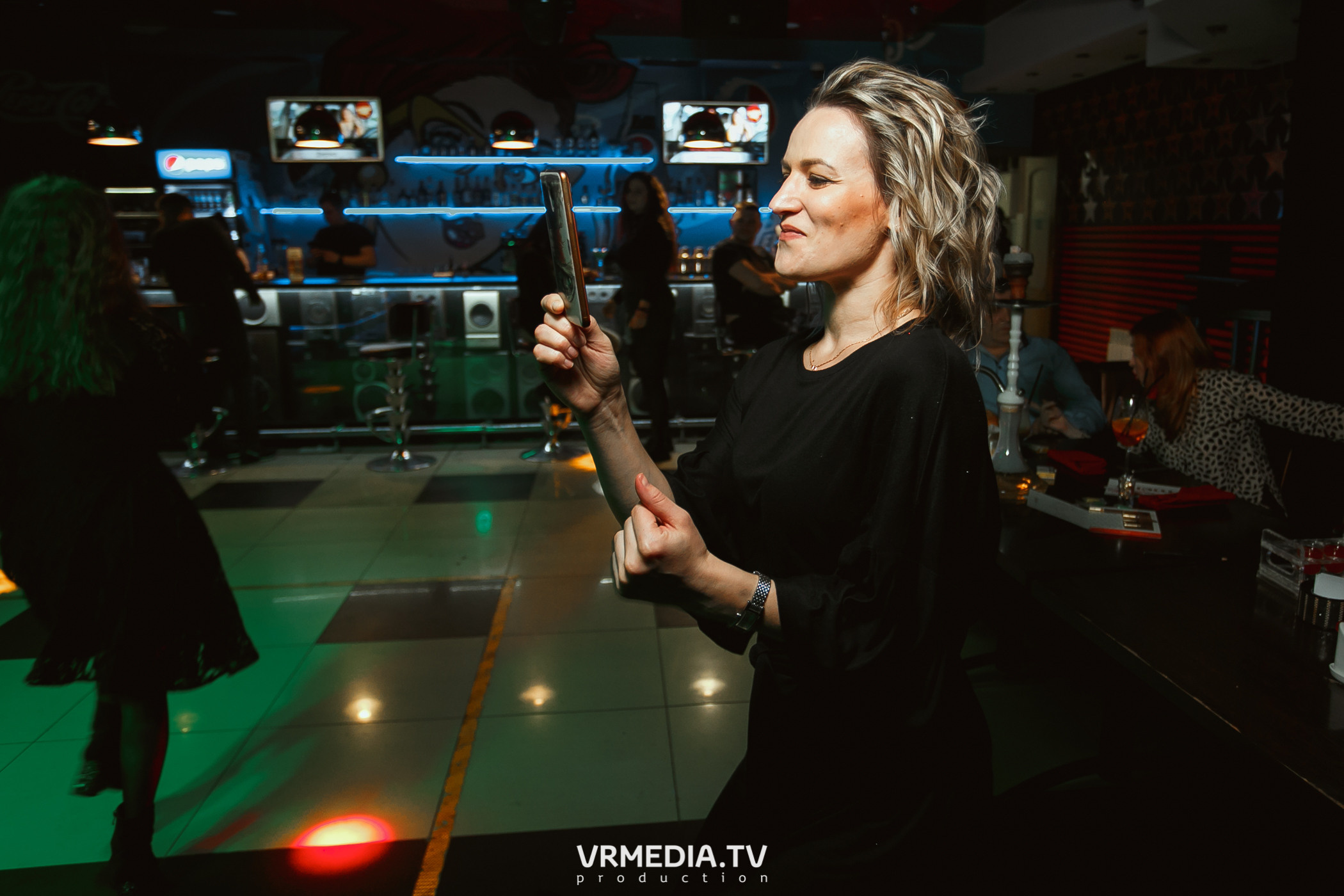 Международный женский день в караоке-баре «Четыре стихии»