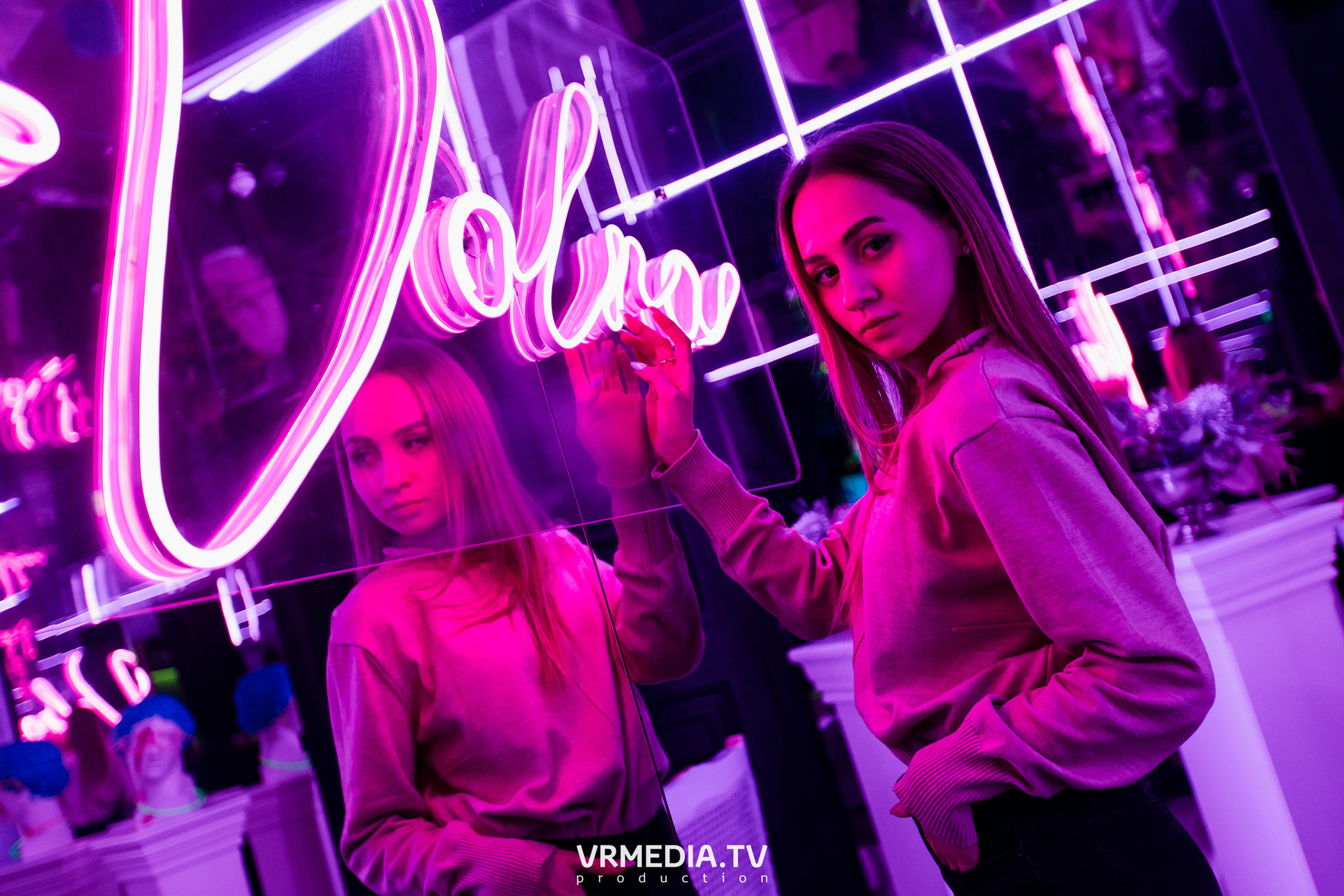 Выходные в караоке «Volna»