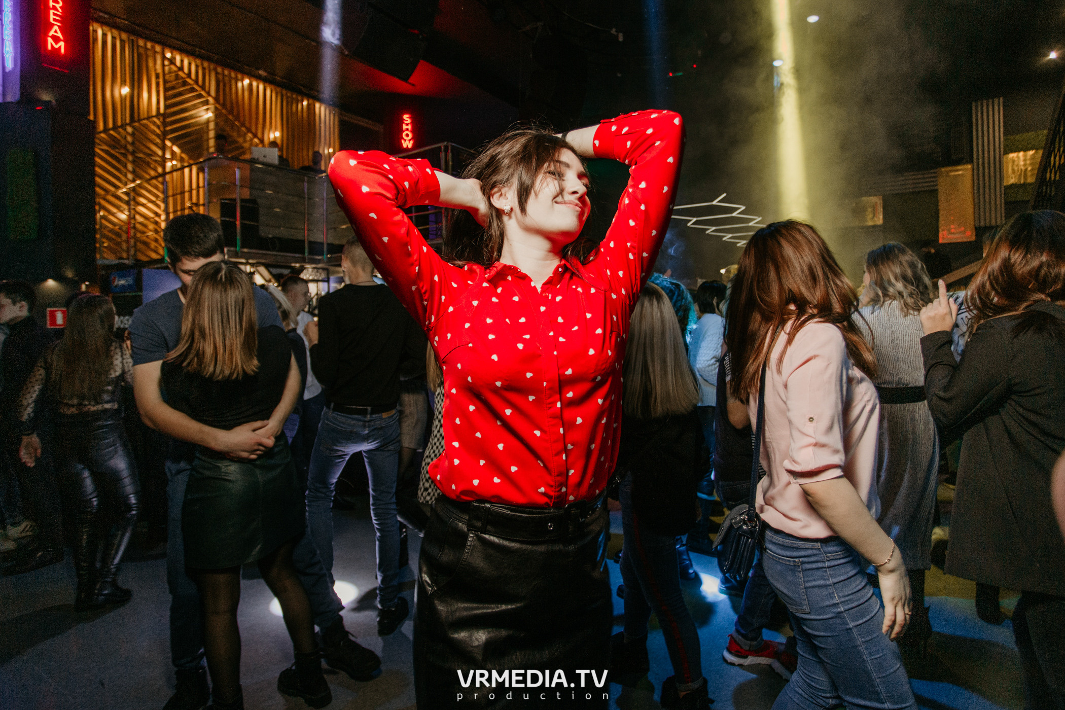 Выходные в баре «DOSKI»