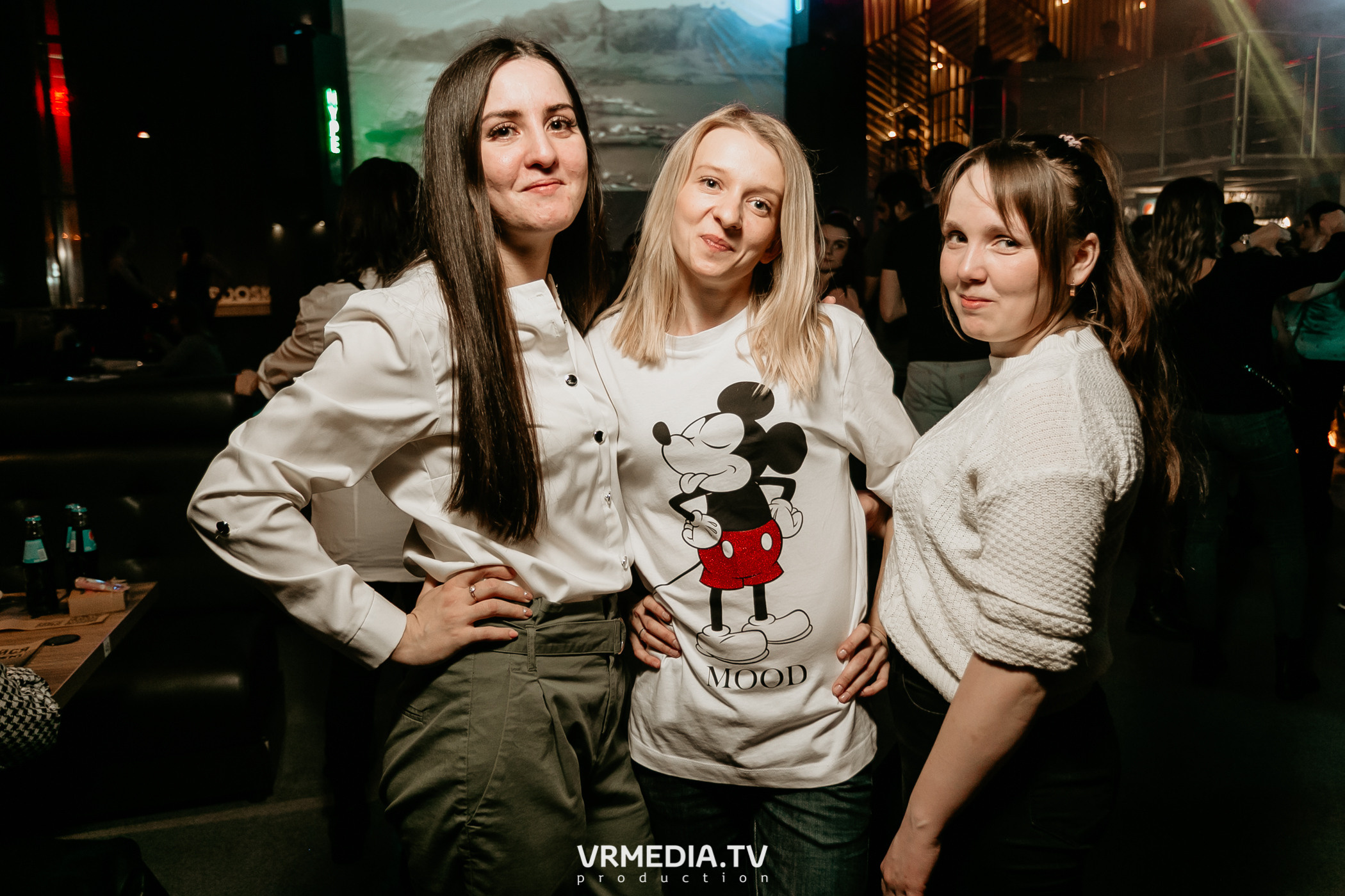 Выходные в баре «DOSKI»