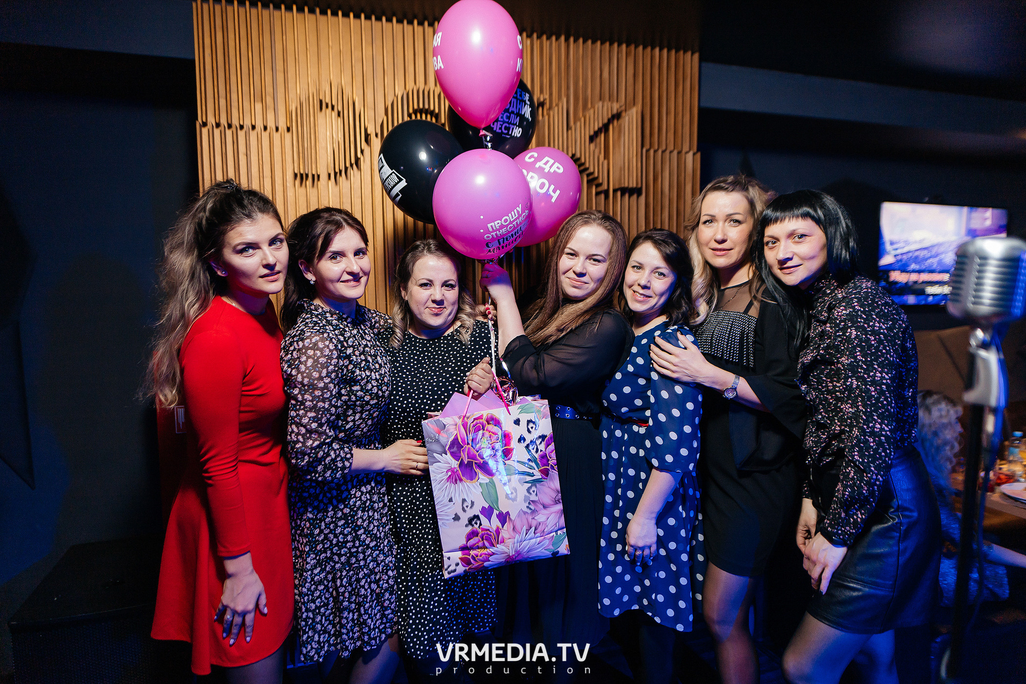 Выходные в баре «DOSKI»