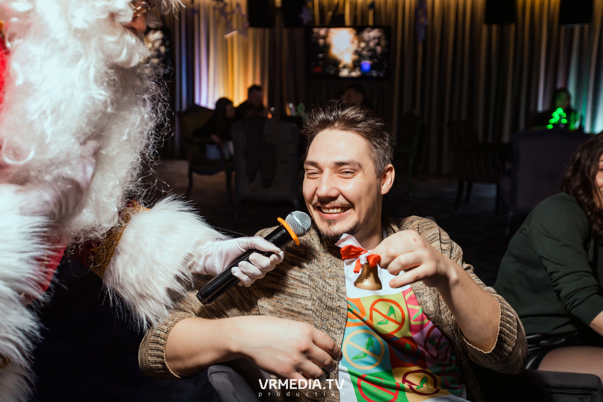 Merry Christmas в караоке «Volna»