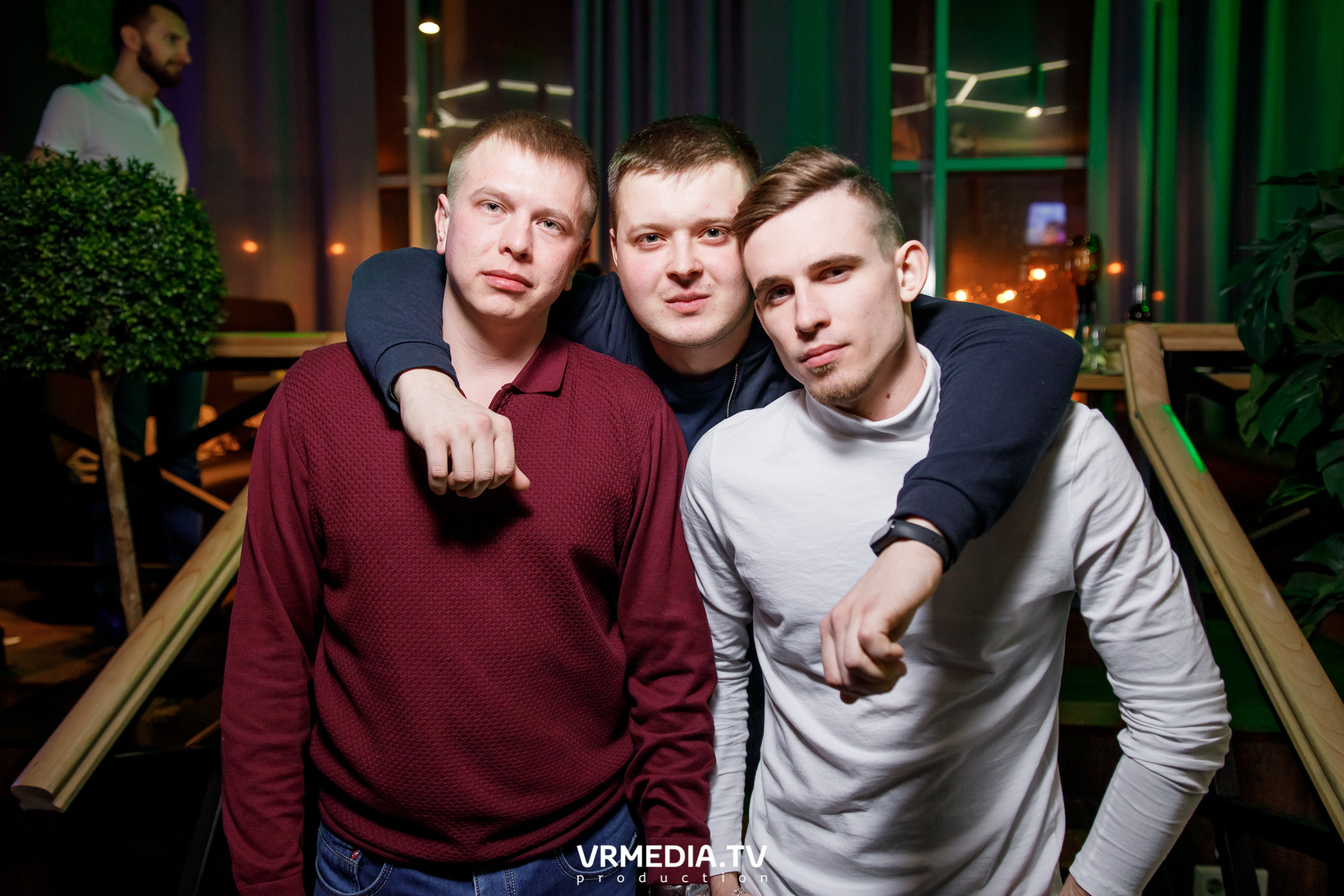 Выходные в баре «DOSKI»