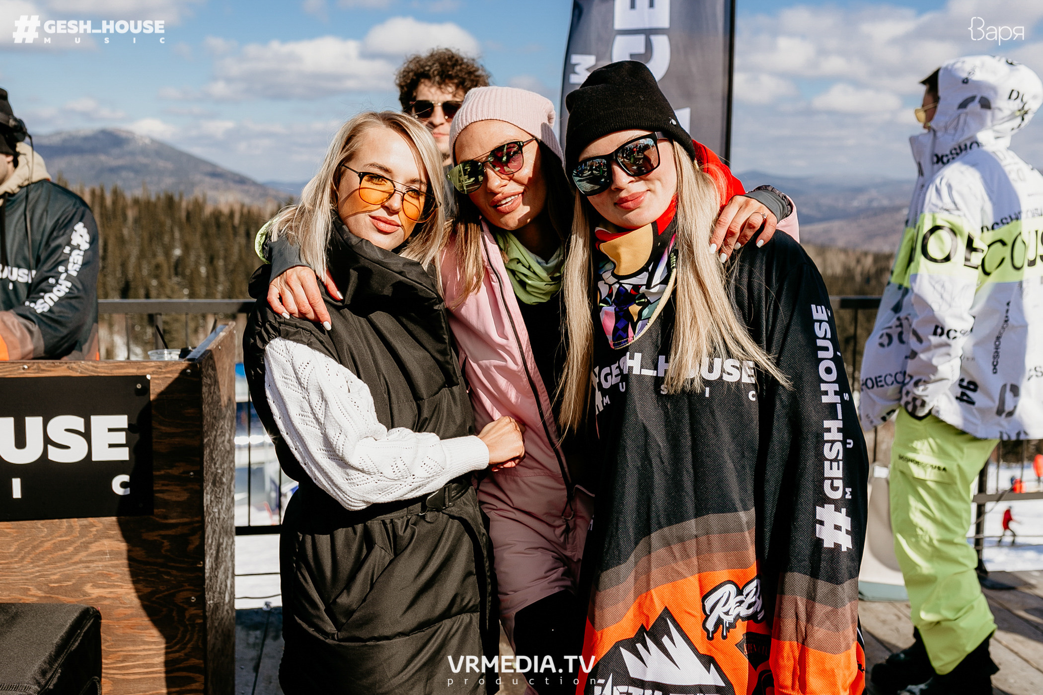 GESH HOUSE MUSIC в ВАРЯ бар