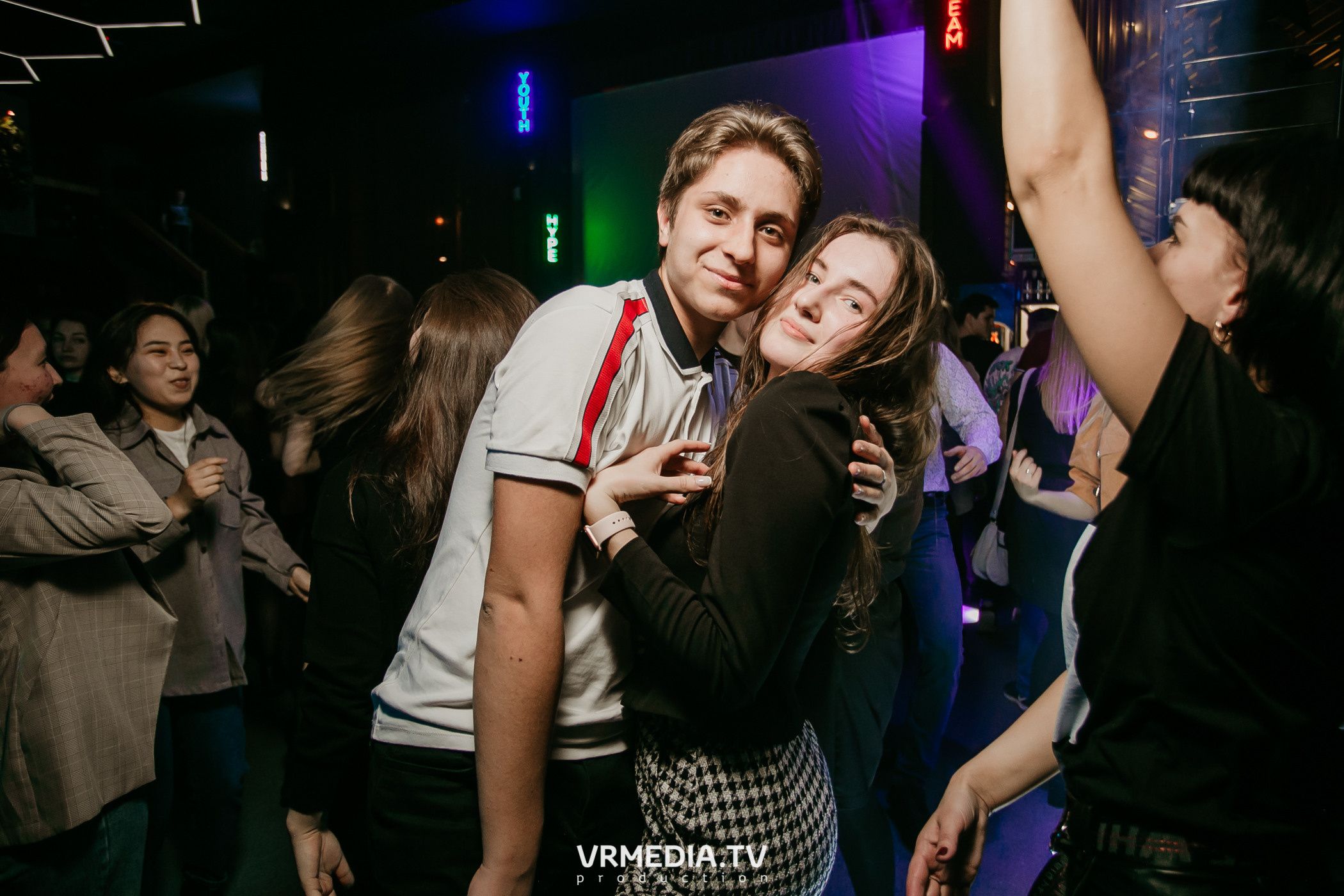 Выходные в баре «DOSKI»