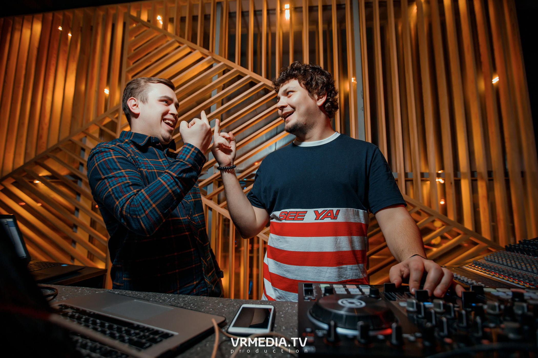 Выходные в баре «DOSKI»