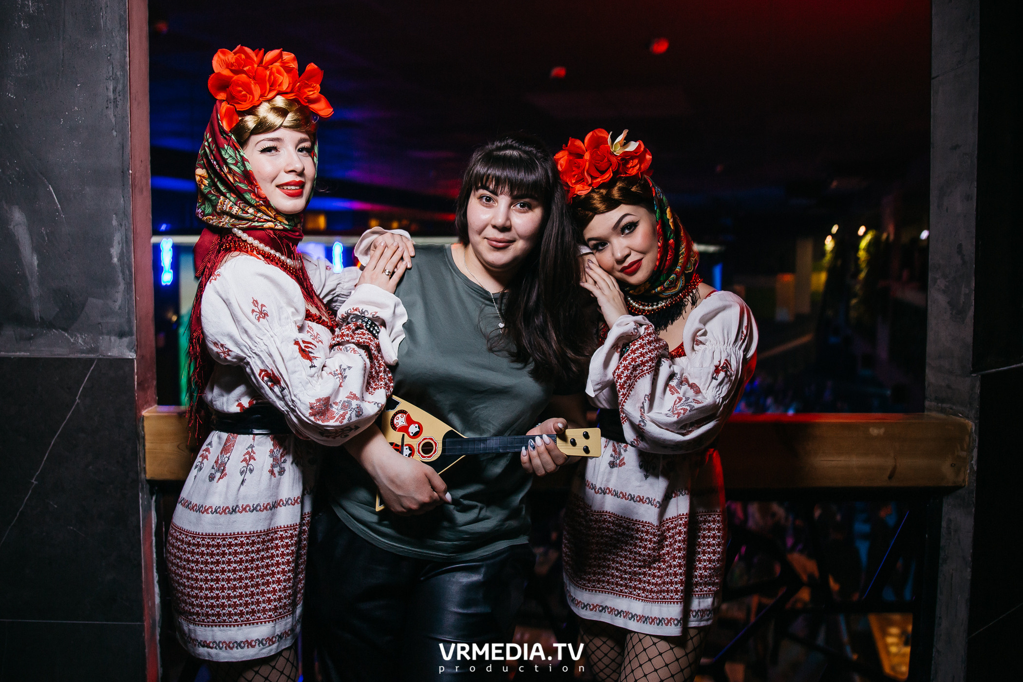 Выходные в баре «DOSKI»