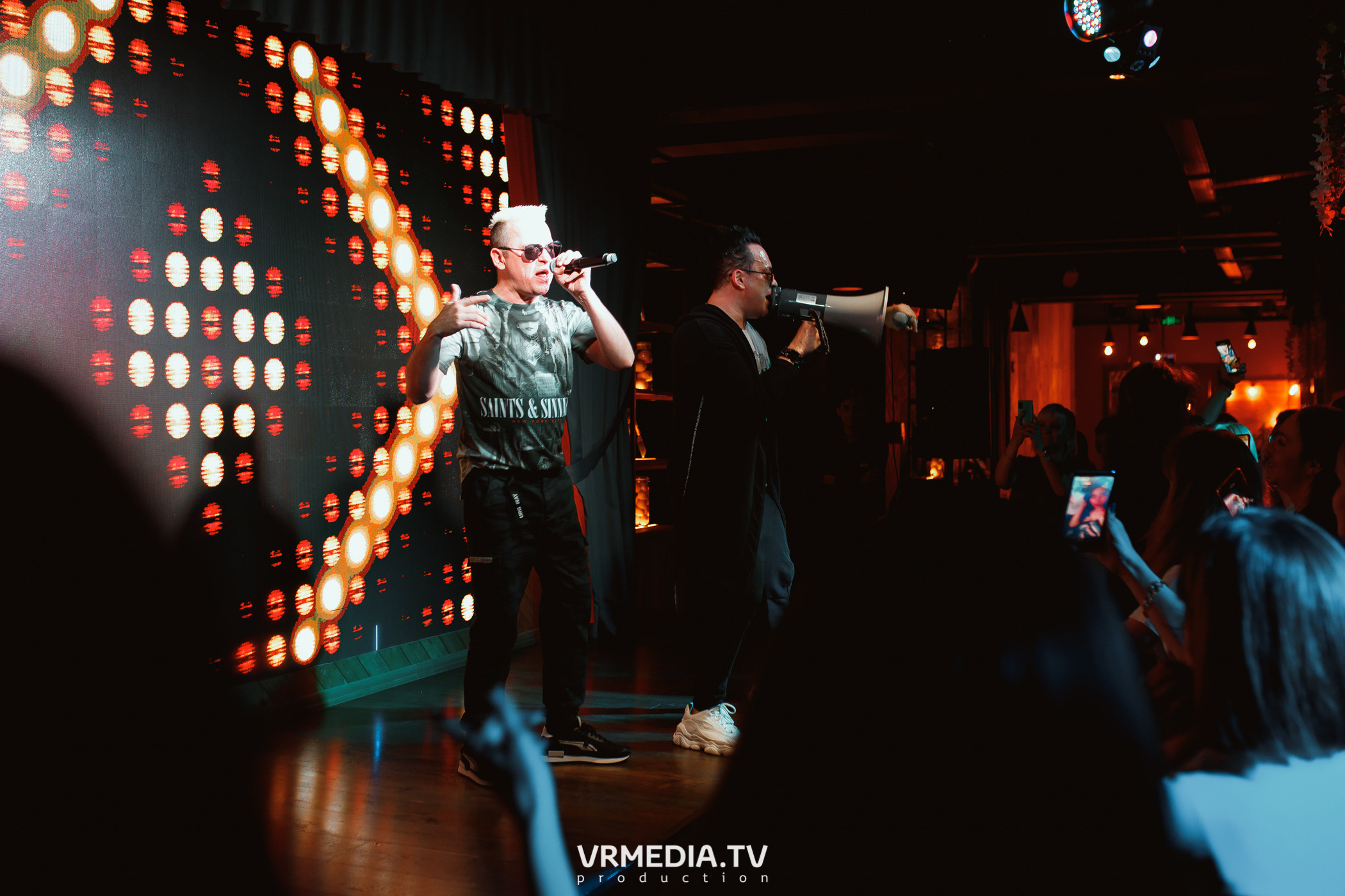 Концерт группы «Отпетые Мошенники» в гриль-баре «Жара»