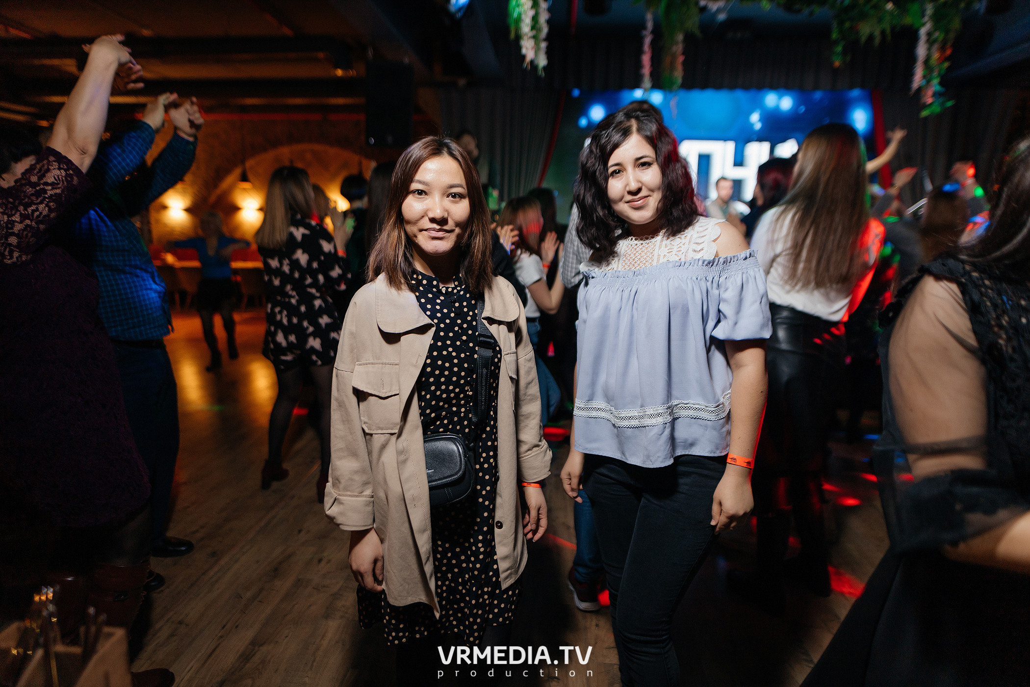 Крупным Планов в гриль-баре «Жара»