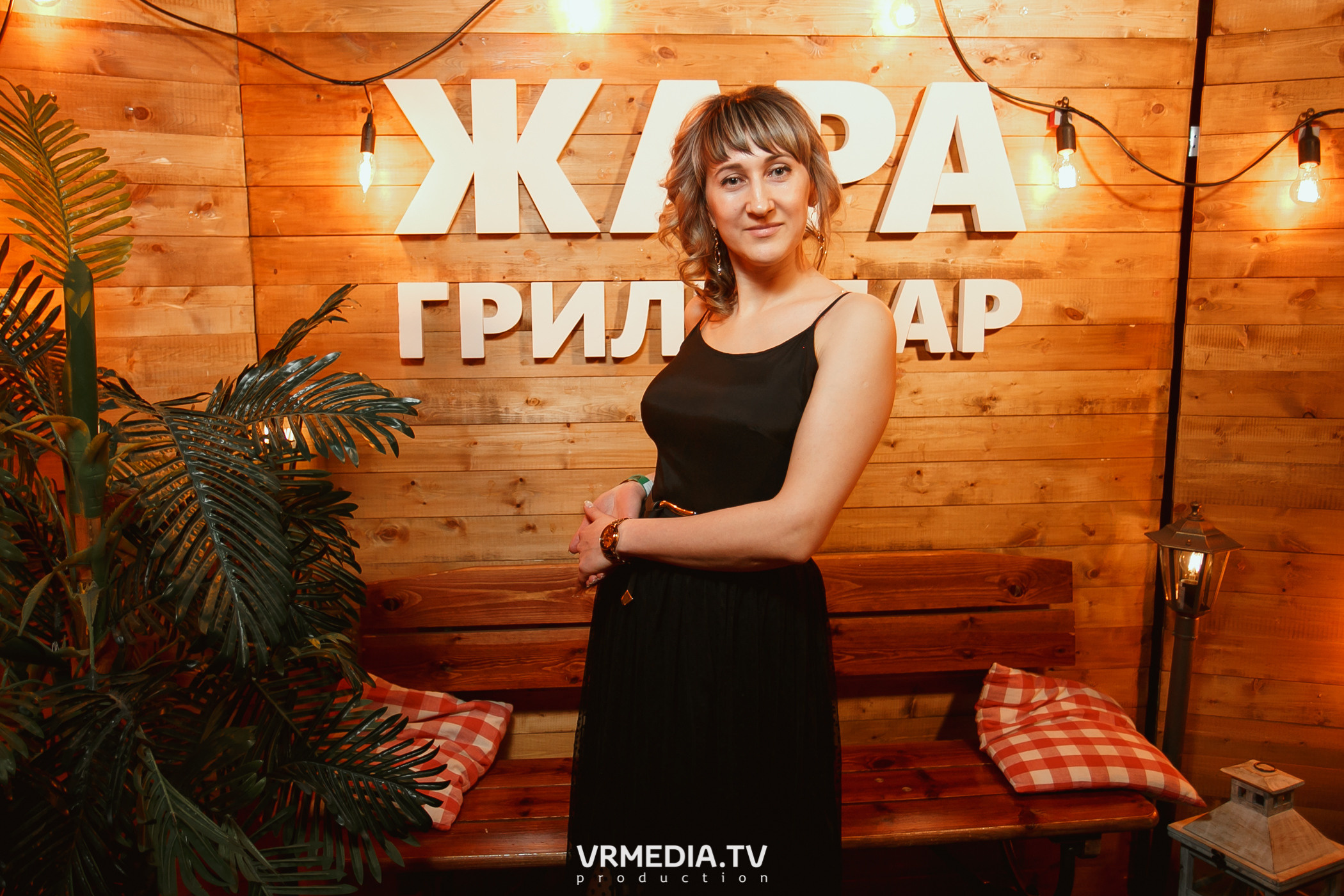 Алые Паруса в гриль-баре «Жара»