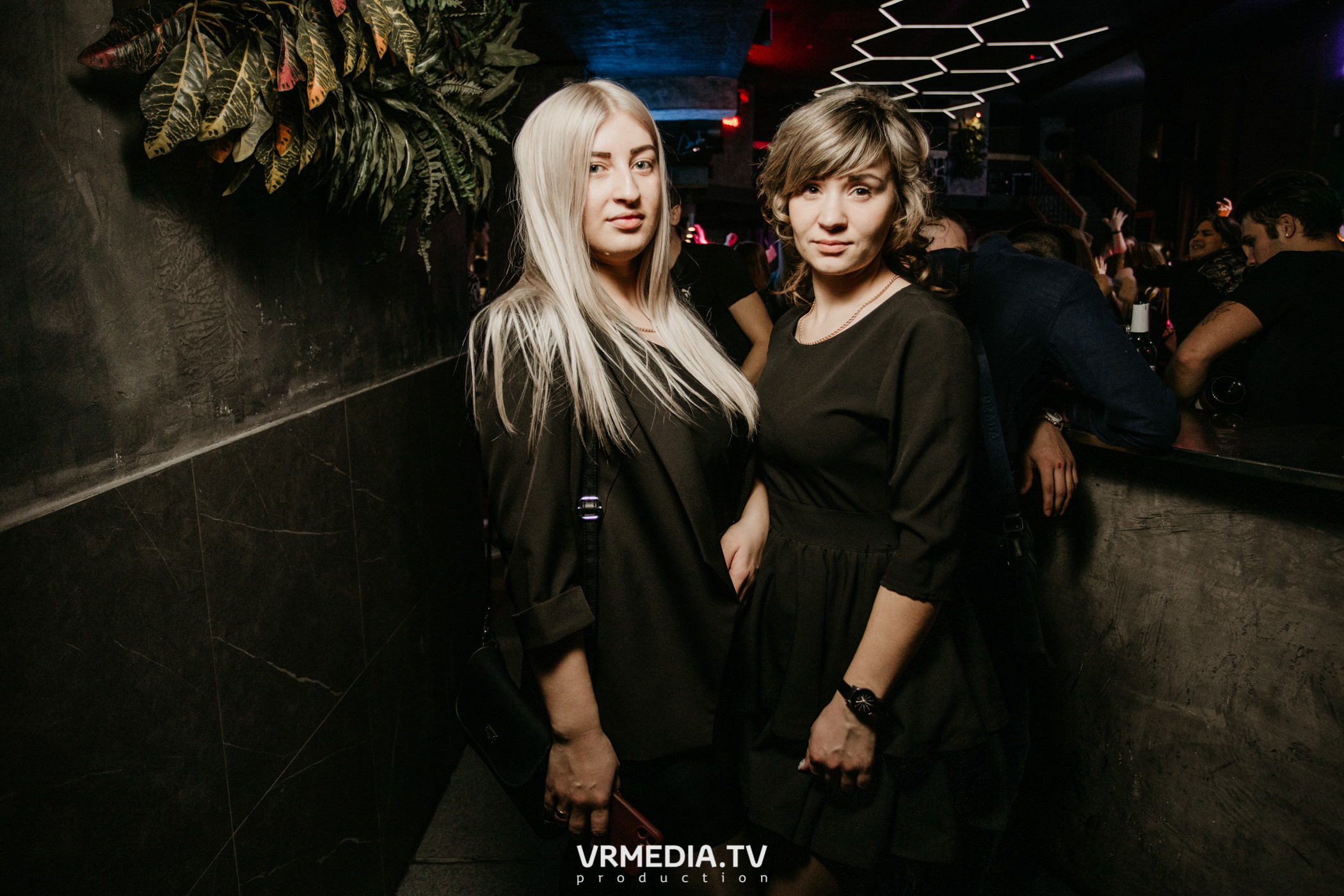 Выходные в баре «DOSKI»