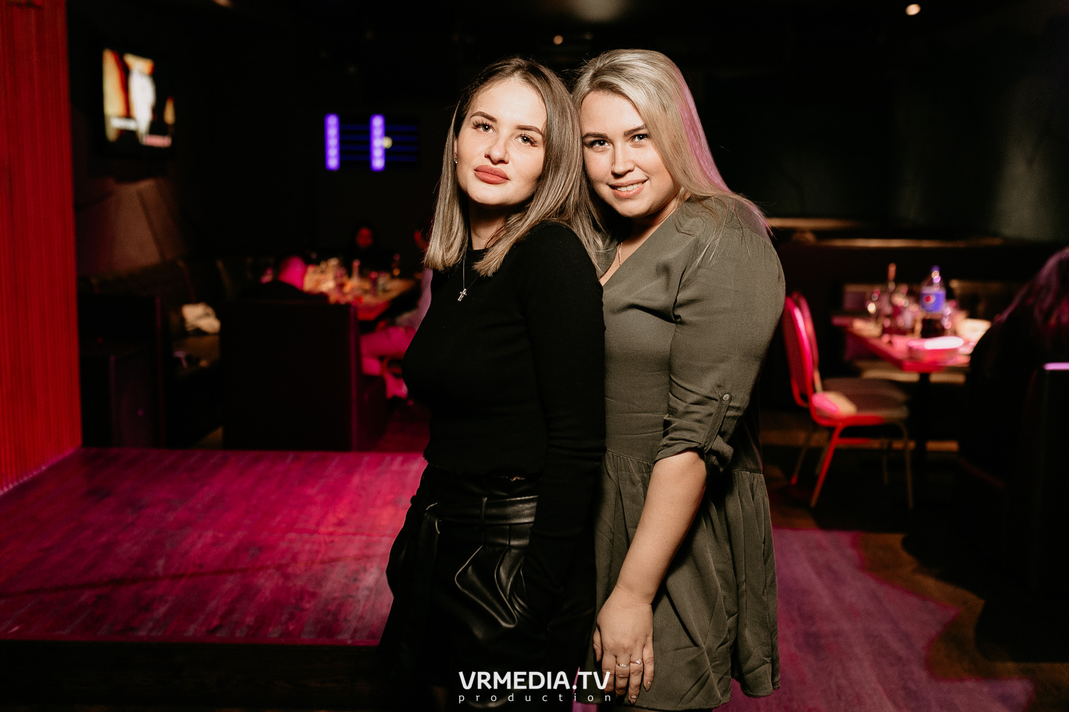 Выходные в баре «DOSKI»