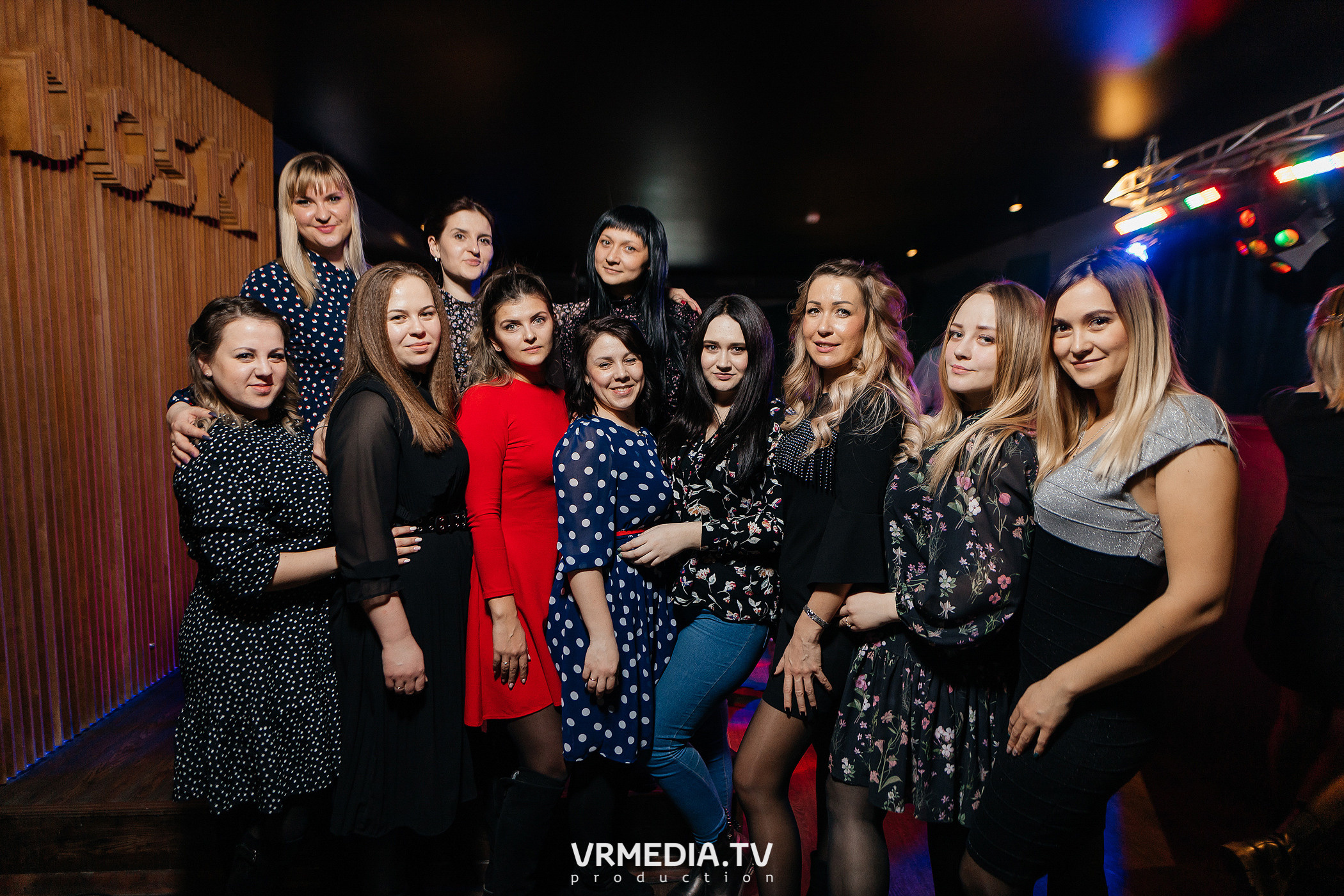 Выходные в баре «DOSKI»