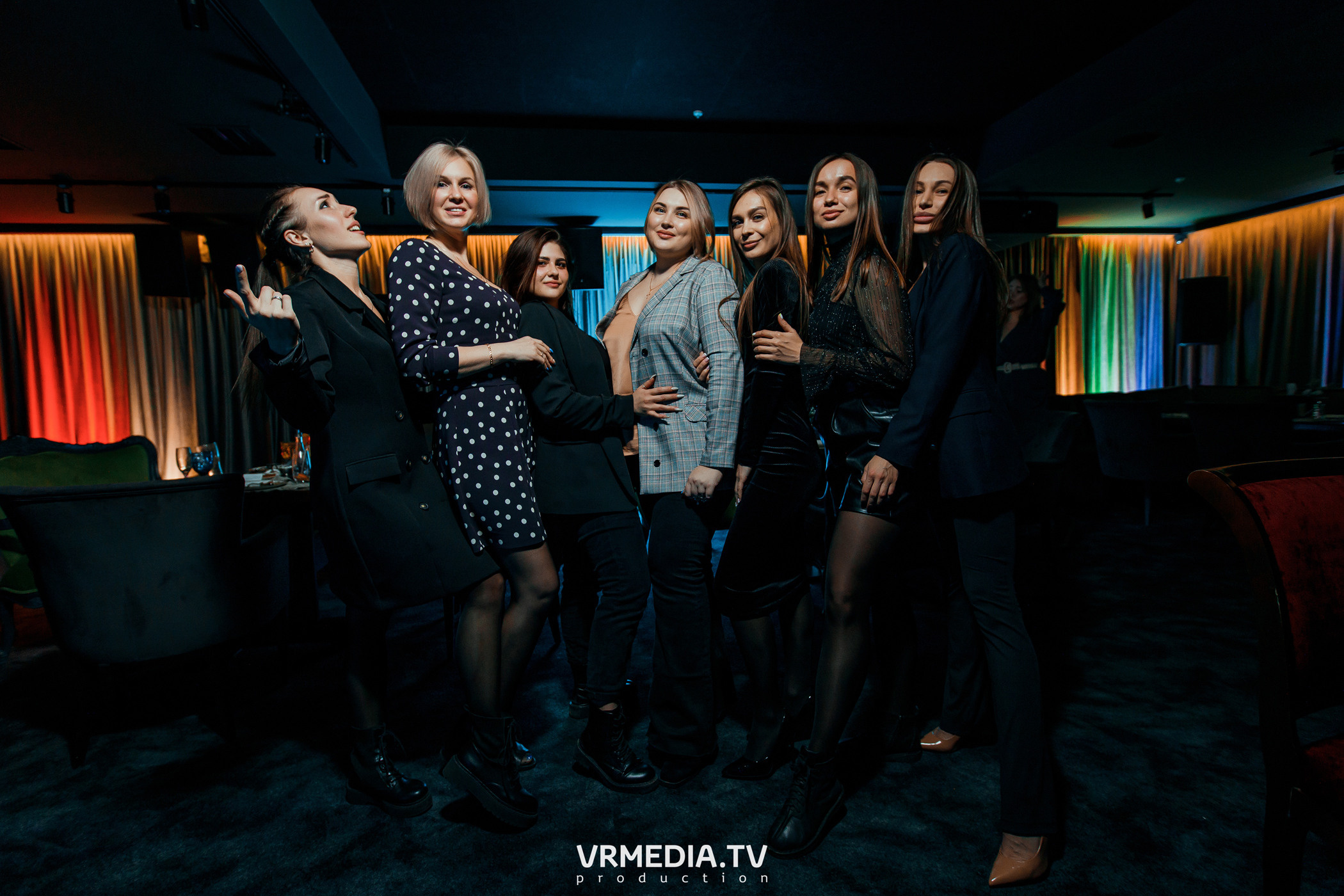 Women’s weekend в караоке «Volna»