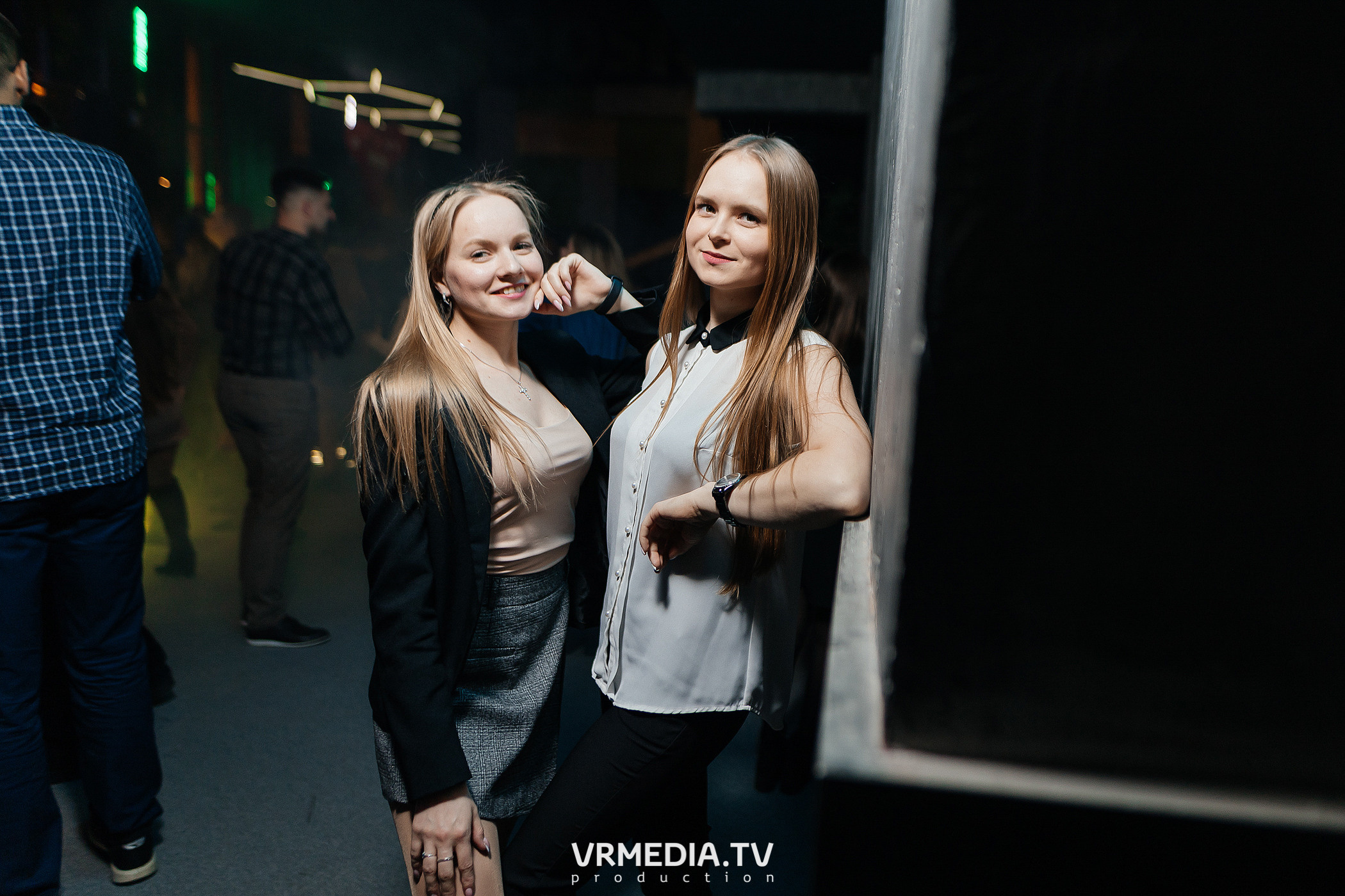 Выходные в баре «DOSKI»