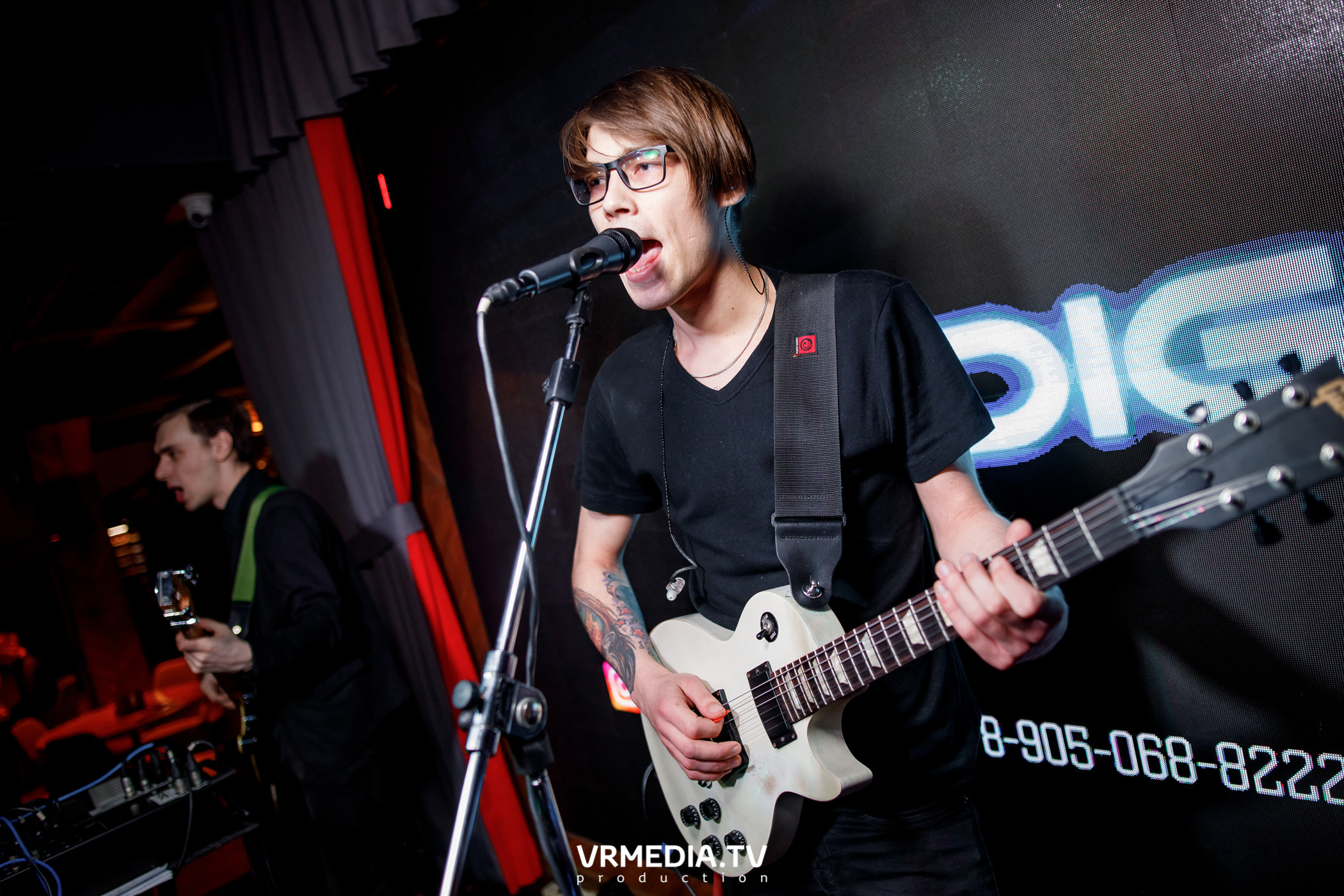 Индиго в гриль-баре «Жара»