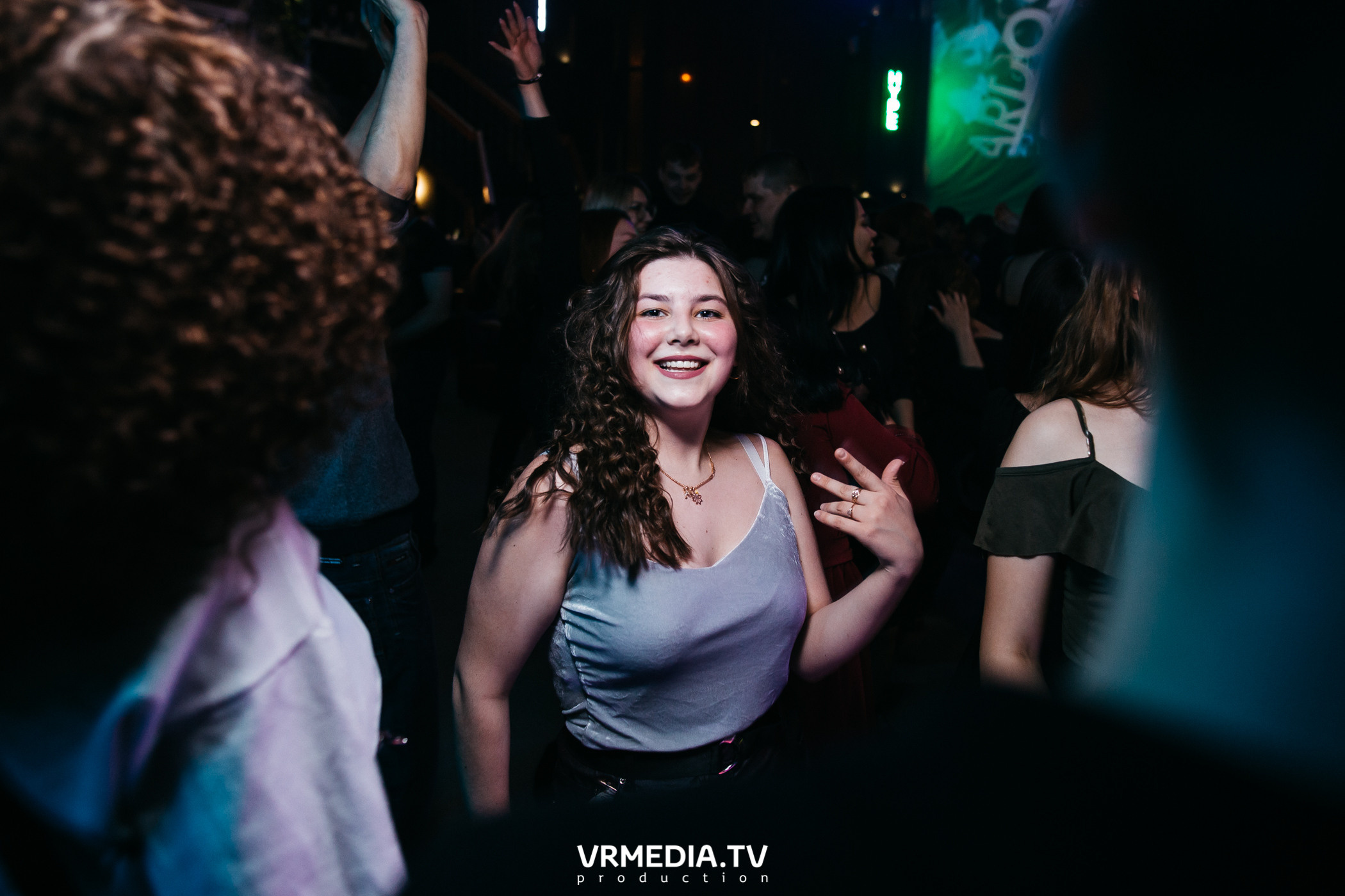 Выходные в баре «DOSKI»