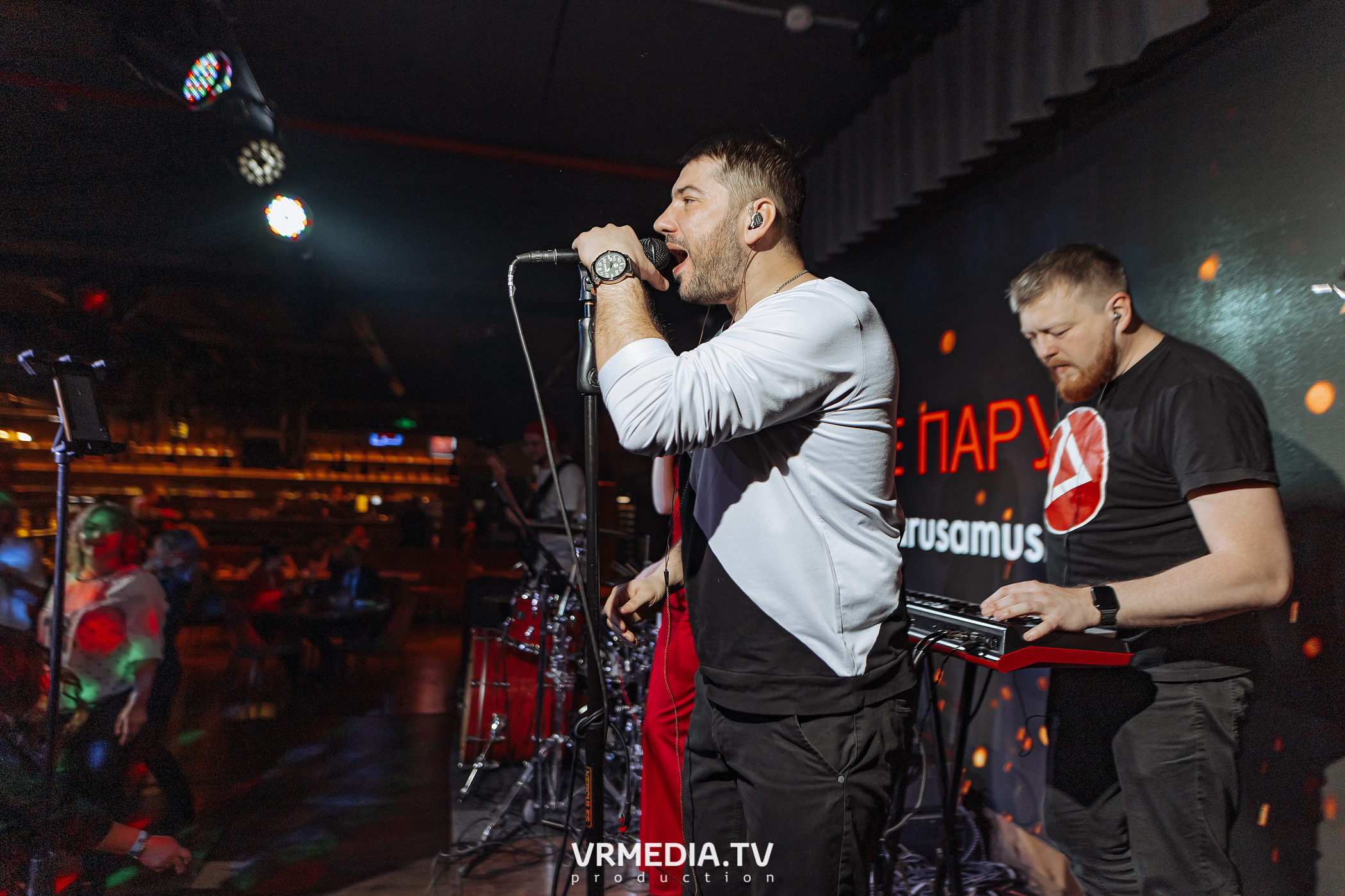 Алые Паруса в гриль-баре «Жара»