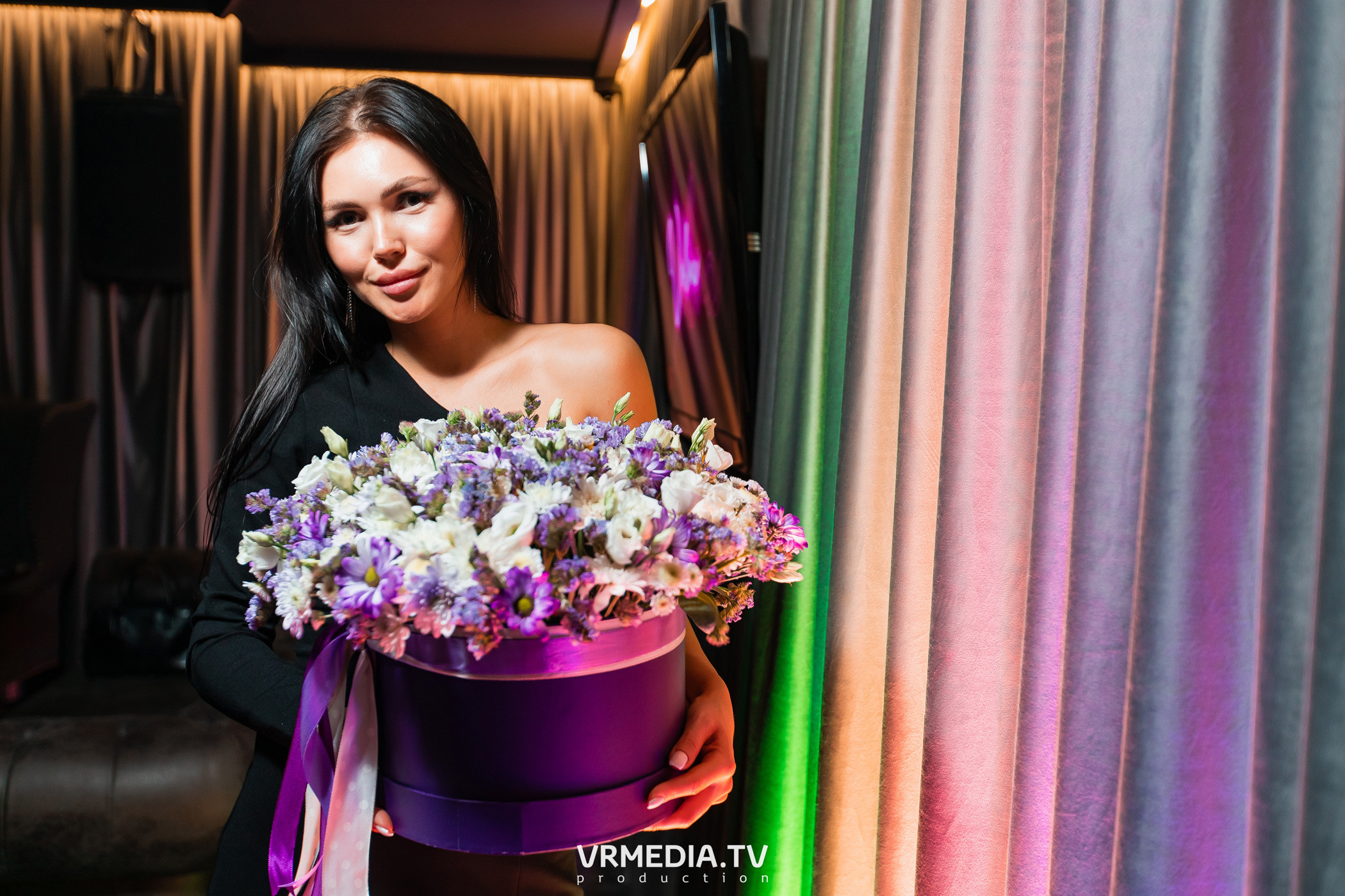 Выходные в караоке «Volna»