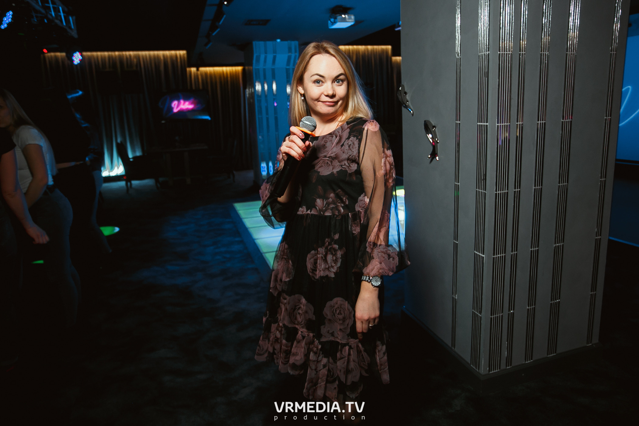 Women’s weekend в караоке «Volna»