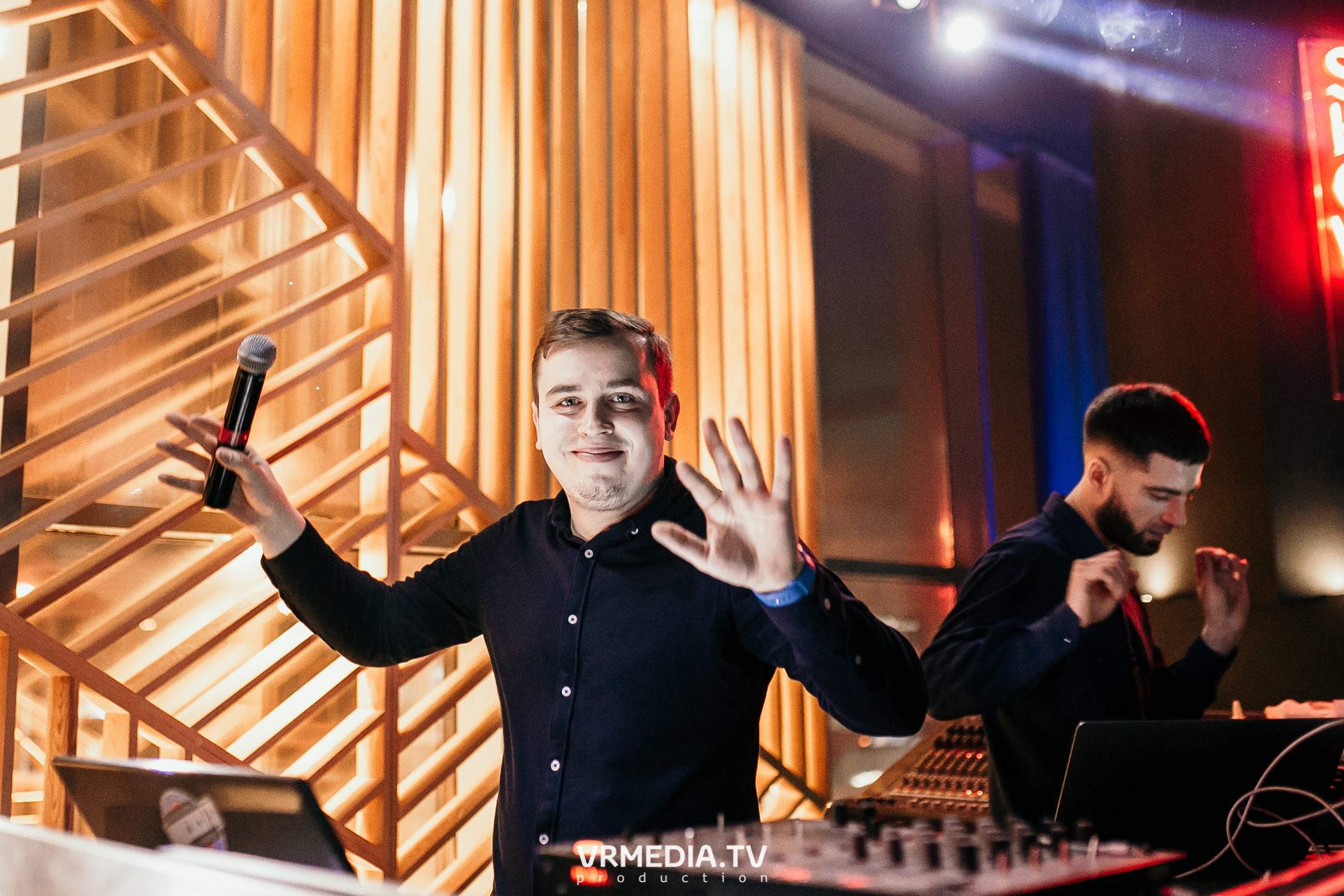 Выходные в баре «DOSKI»