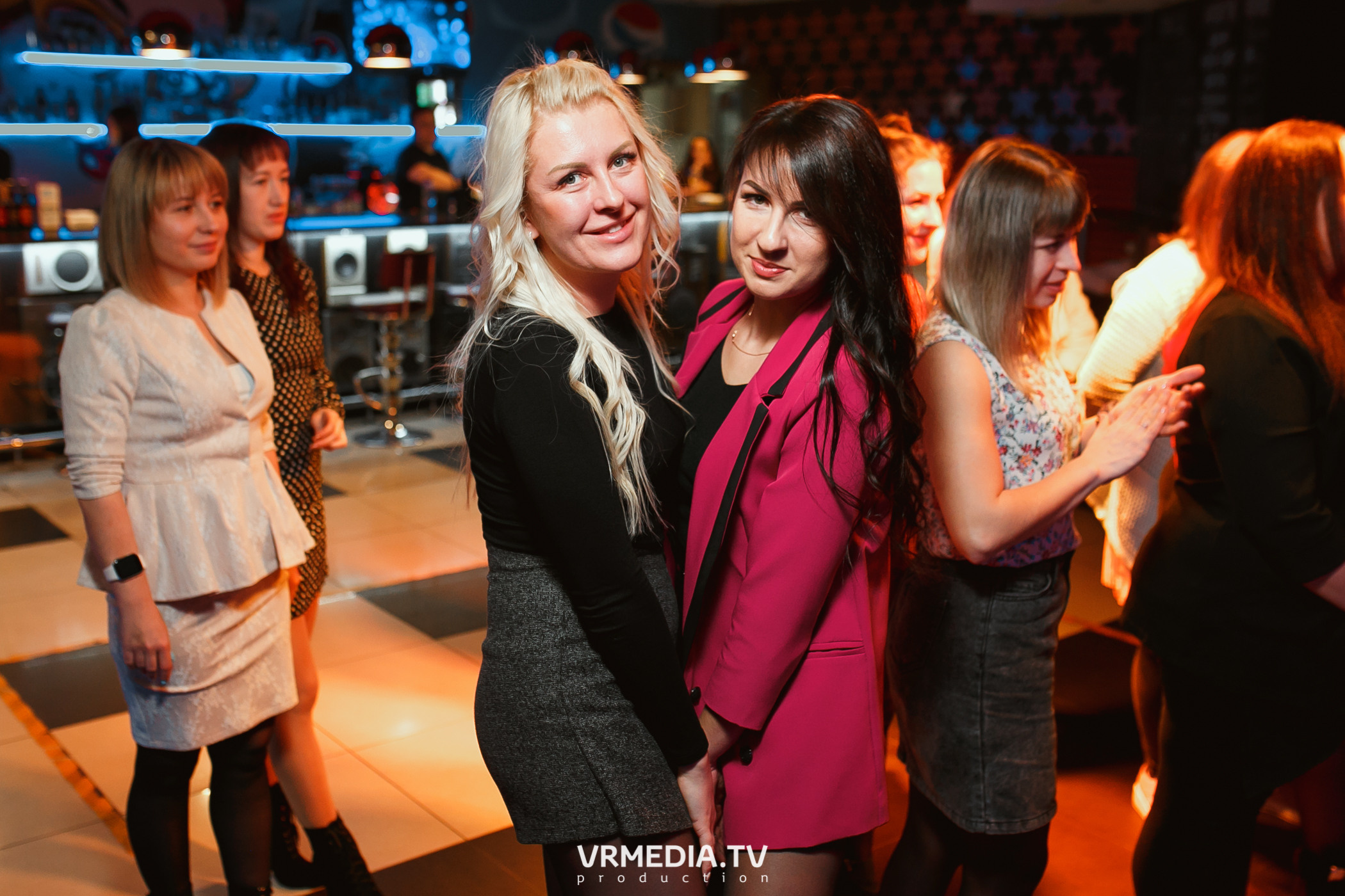 Международный женский день в караоке-баре «Четыре стихии»