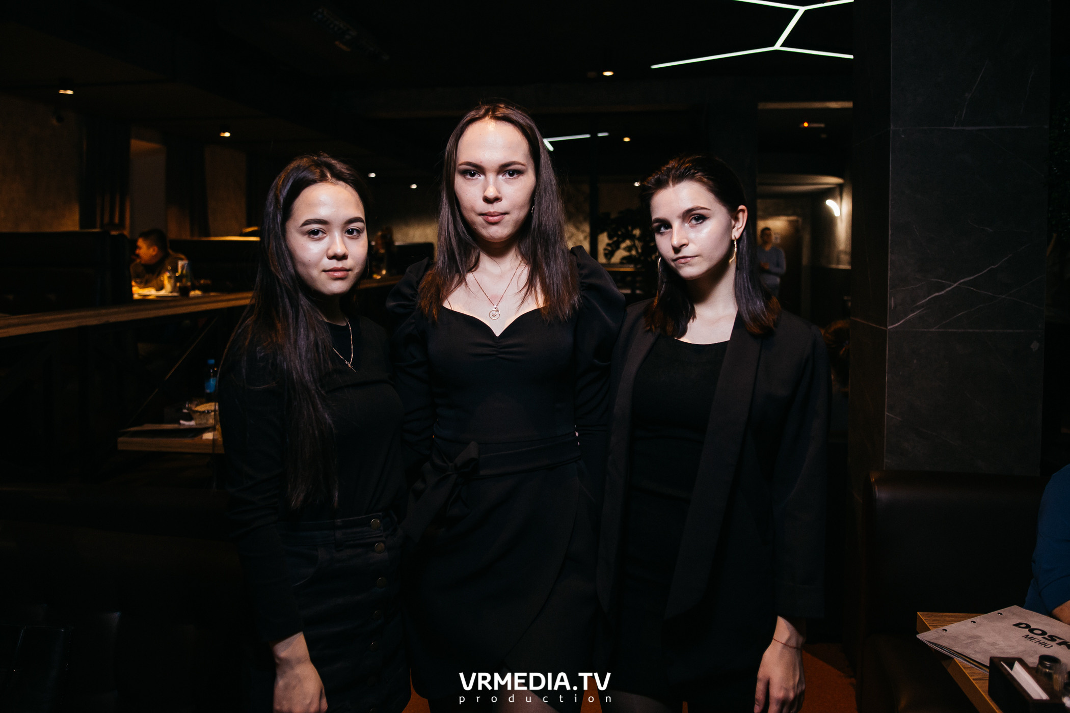 Выходные в баре «DOSKI»