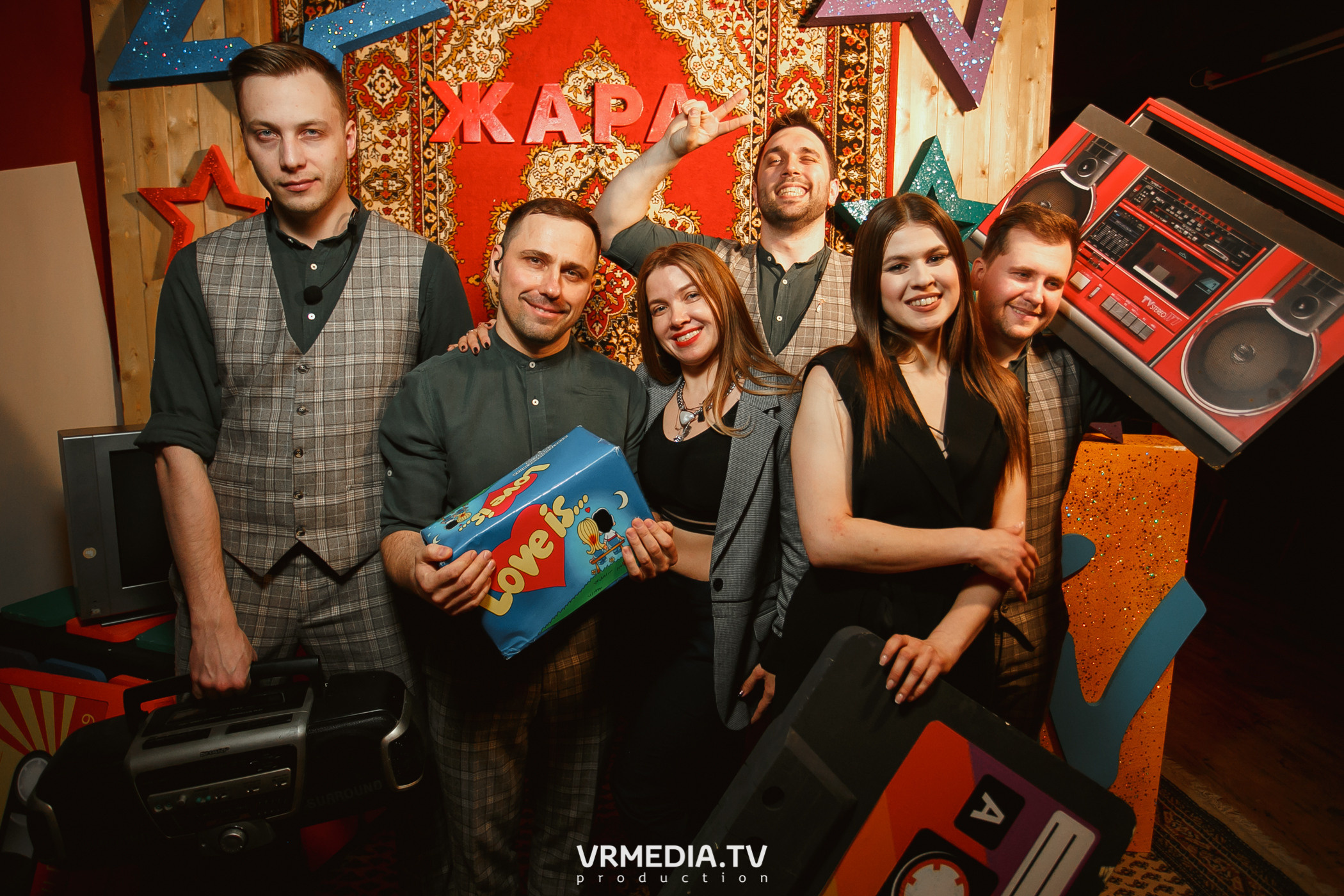 Крупным Планом в гриль-баре «Жара»