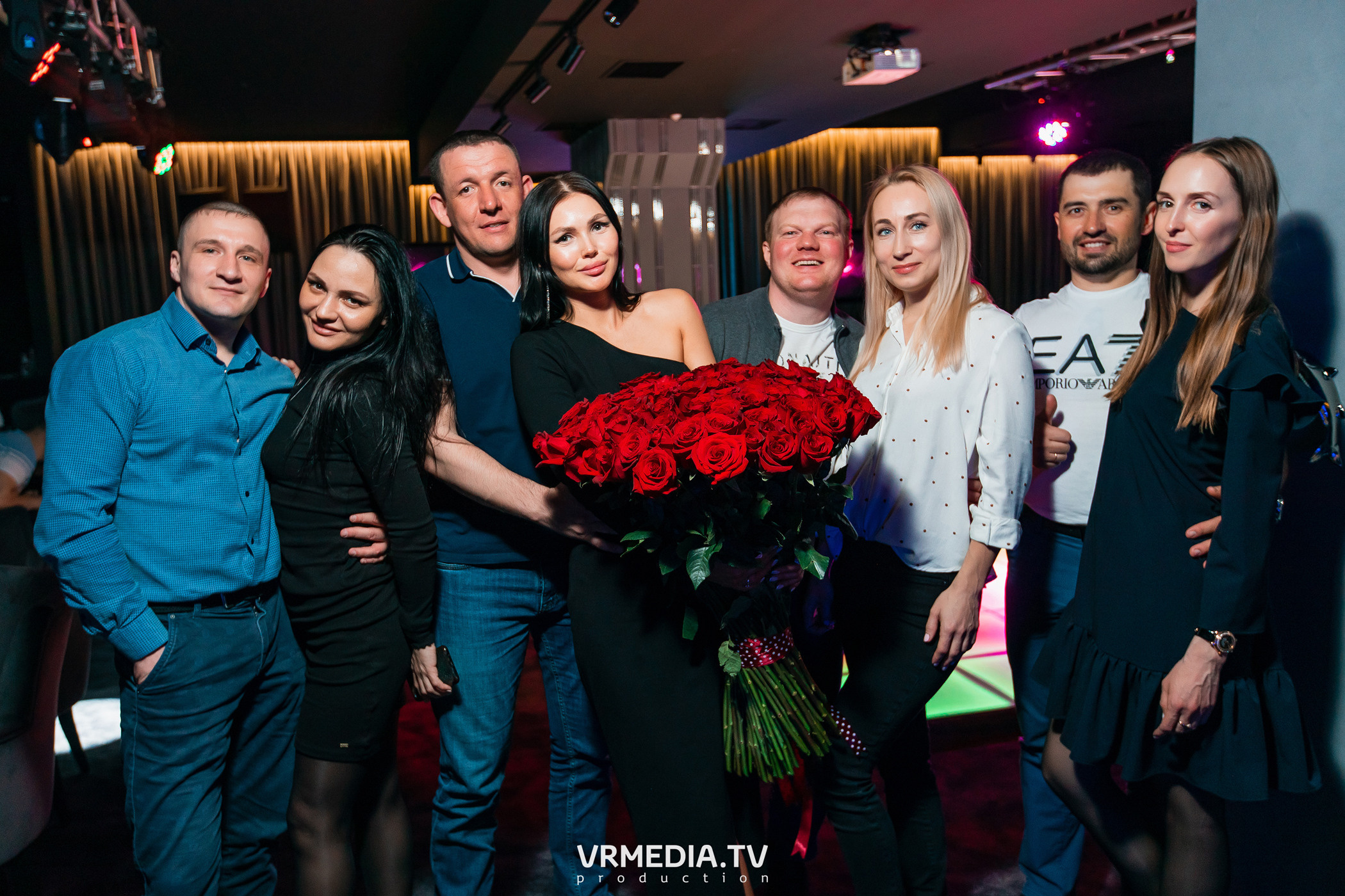 Выходные в караоке «Volna»