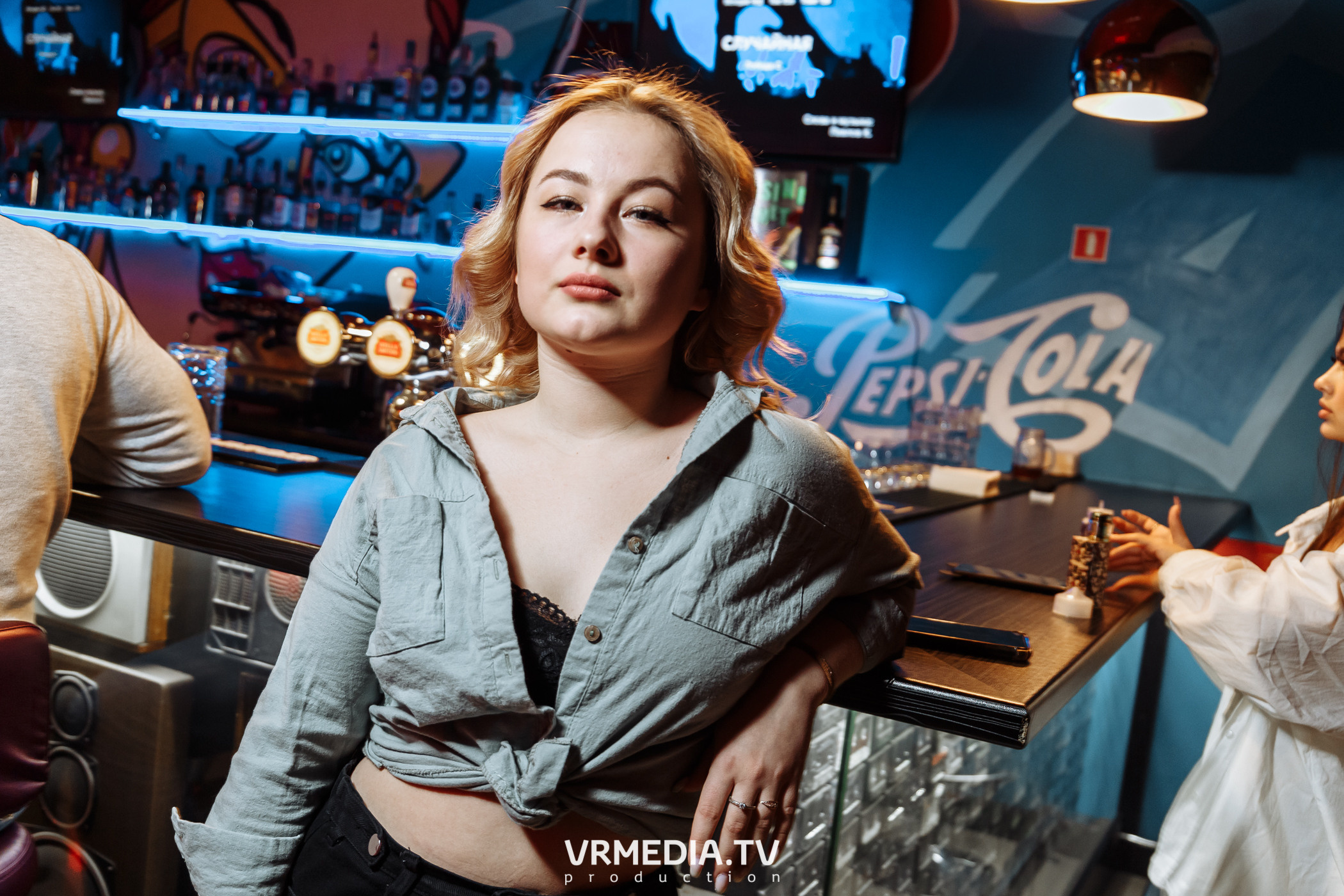 Международный женский день в караоке-баре «Четыре стихии»