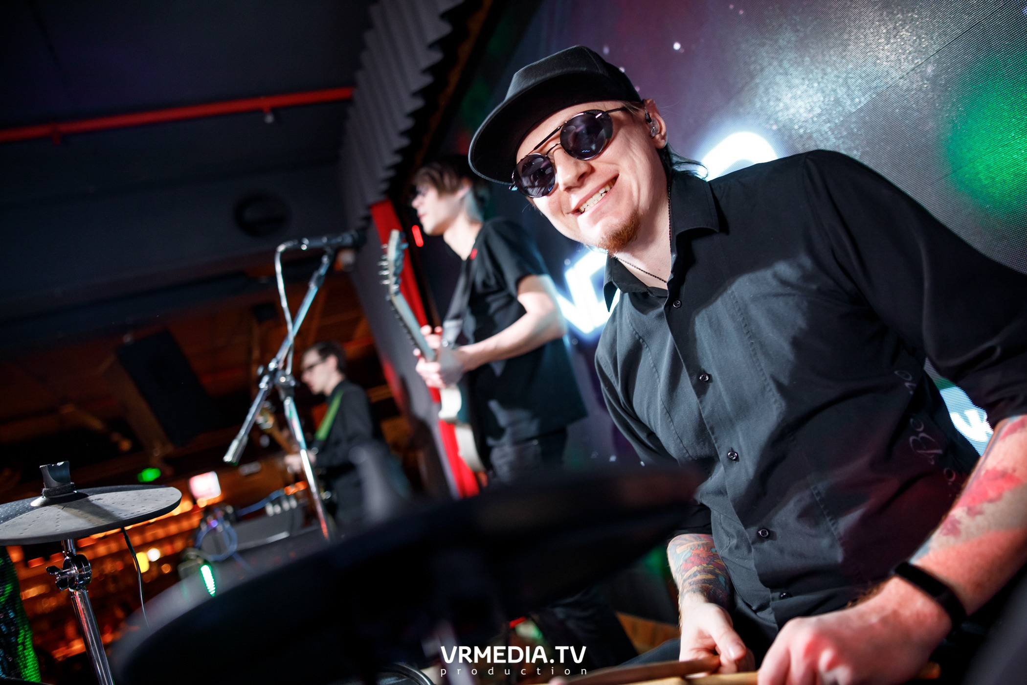 Индиго в гриль-баре «Жара»