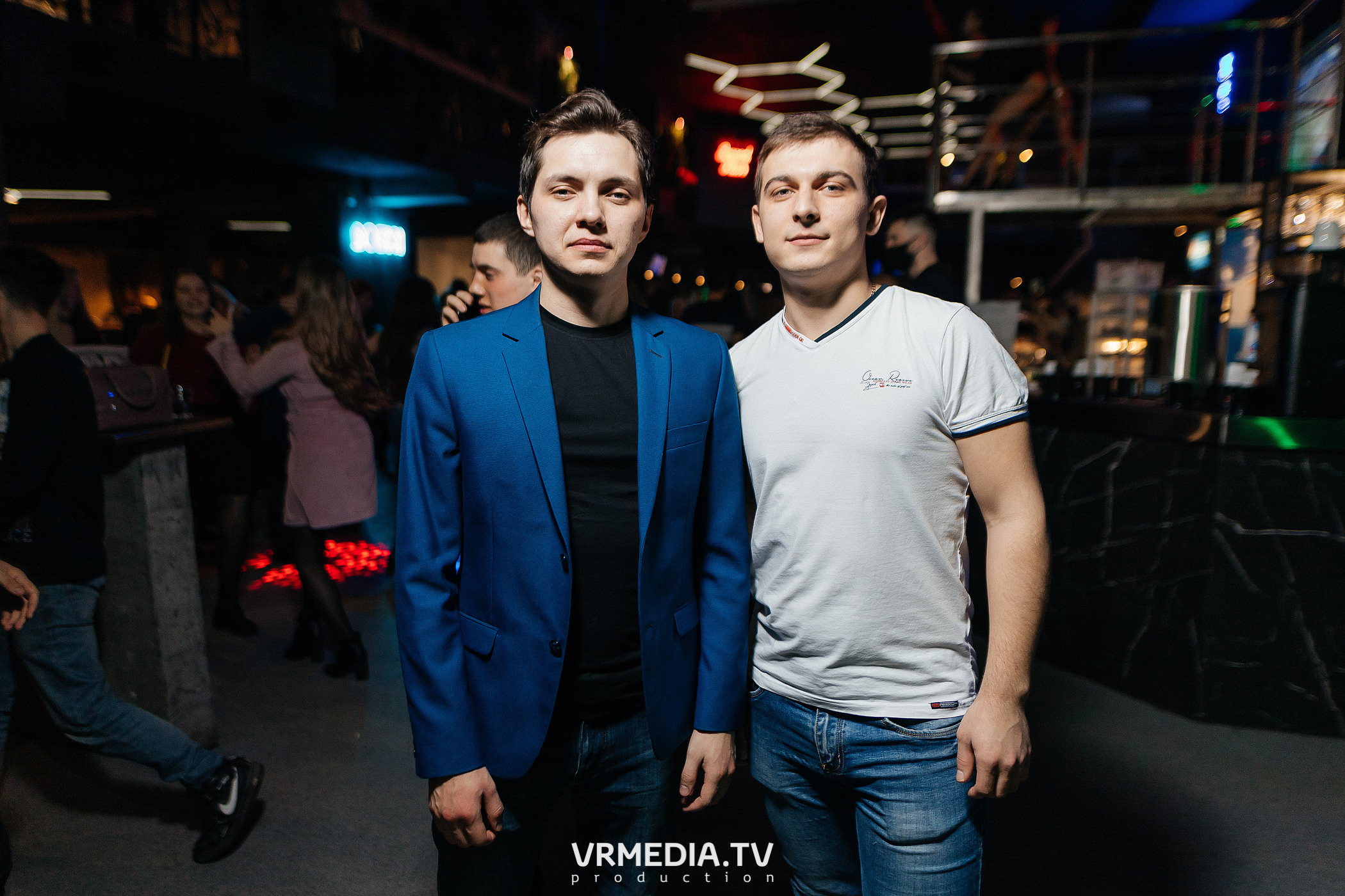 Выходные в баре «DOSKI»