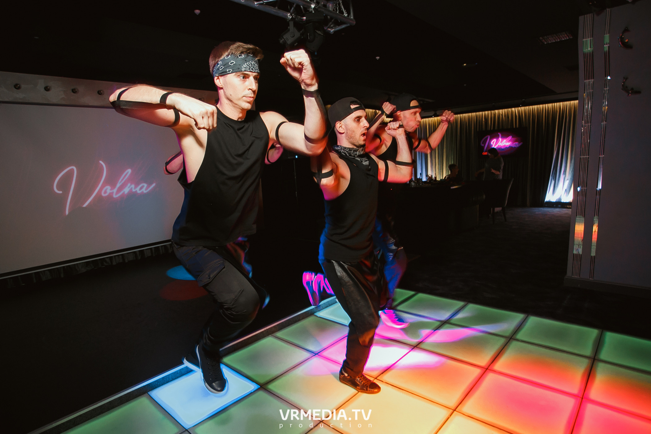 Women’s weekend в караоке «Volna»