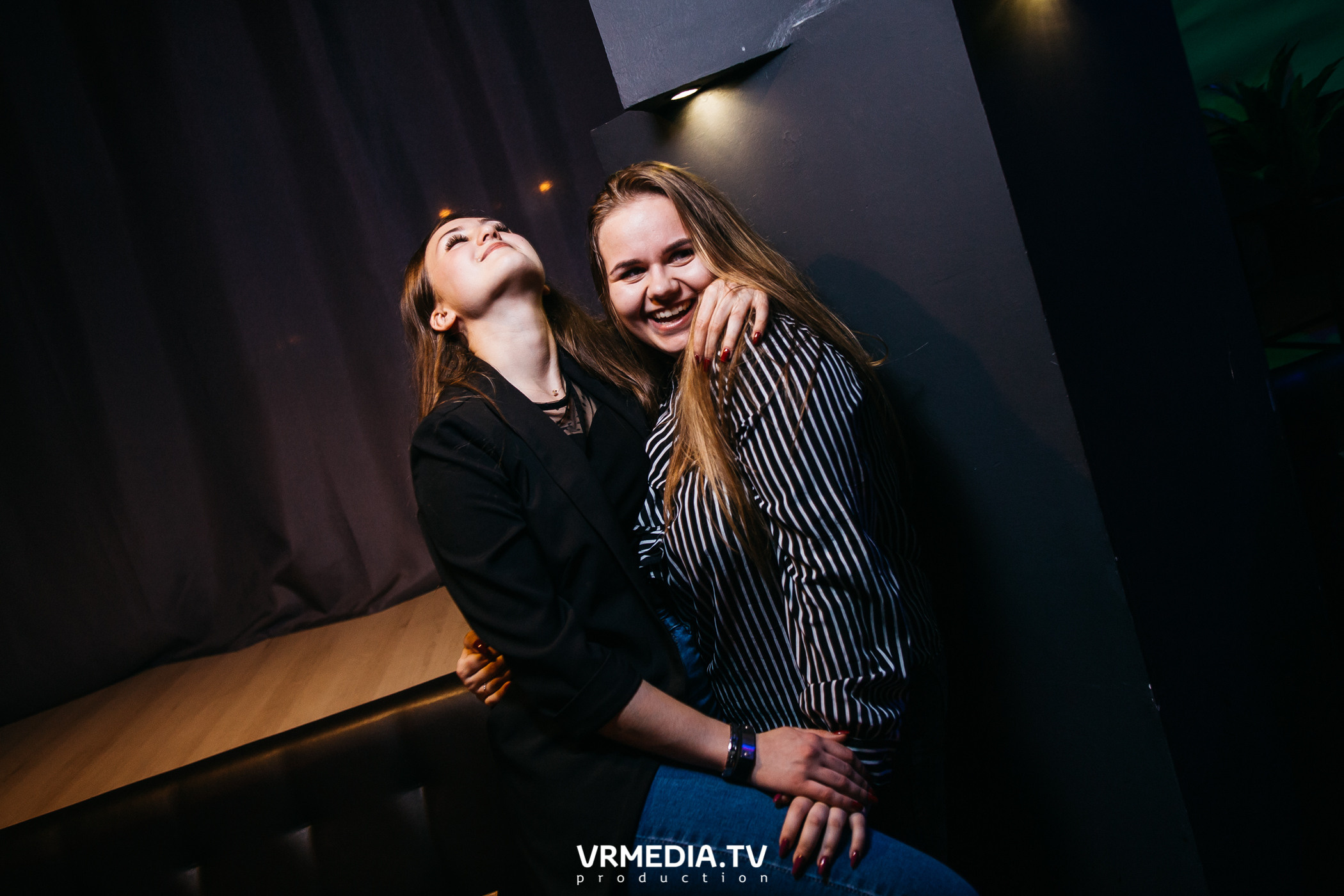 Выходные в баре «DOSKI»