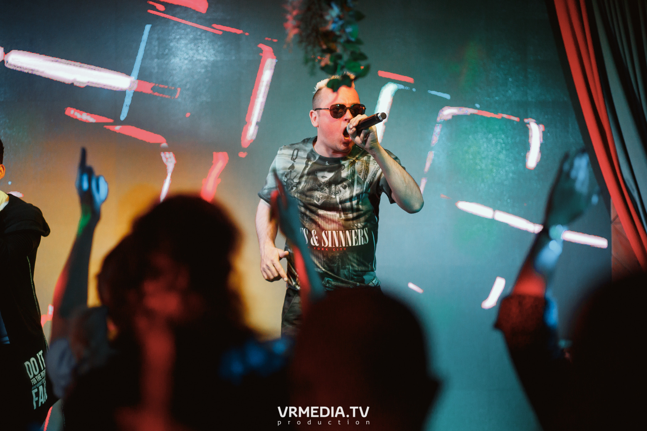 Концерт группы «Отпетые Мошенники» в гриль-баре «Жара»