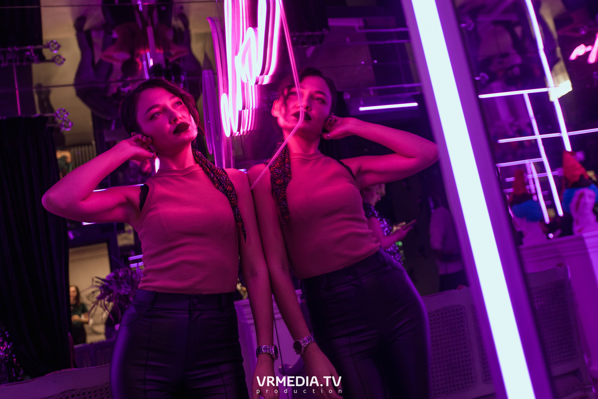 Merry Christmas в караоке «Volna»